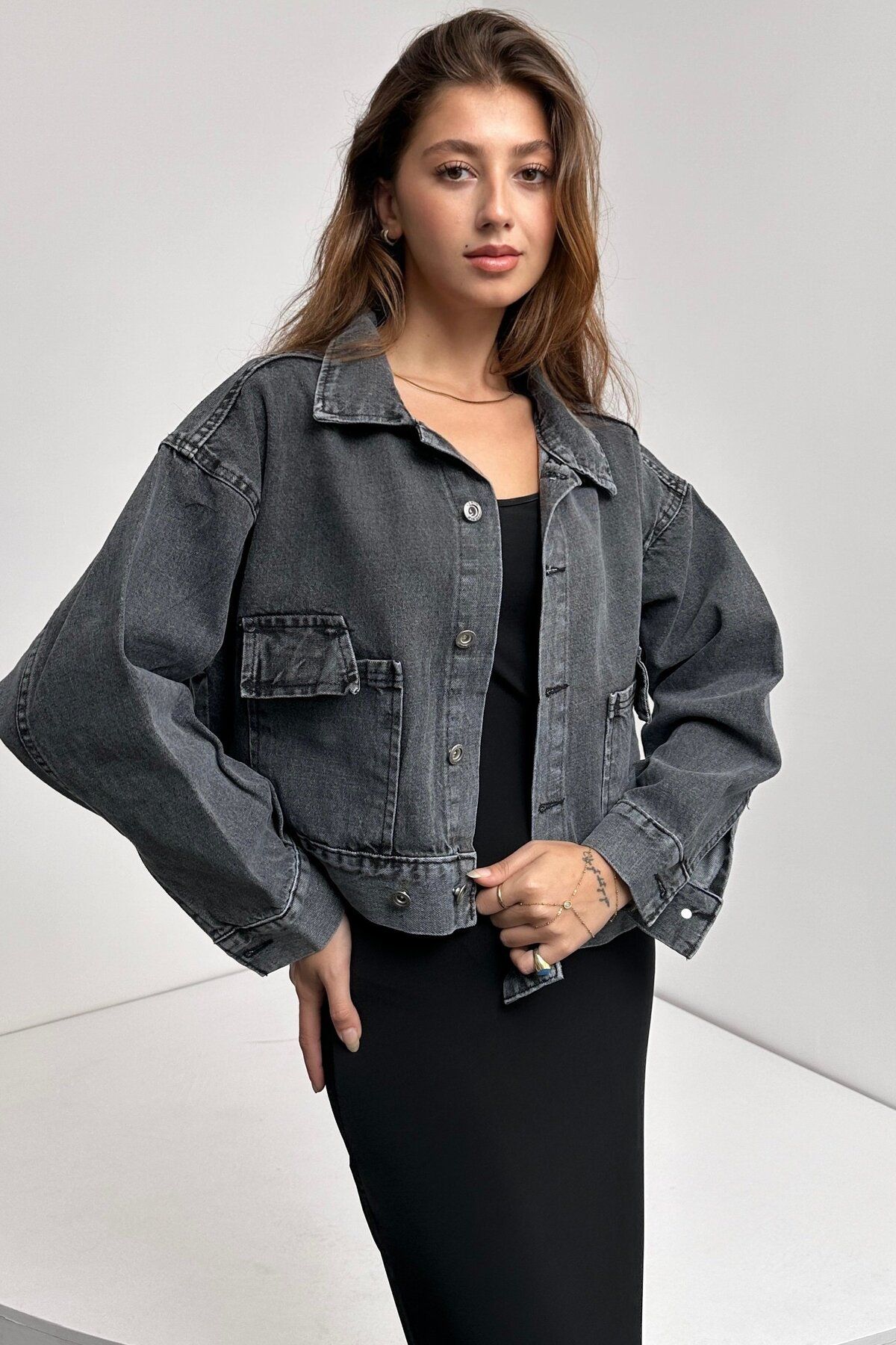 HİLALSHOP Çift Cep Beli Düğme Detaylı Denim Ceket