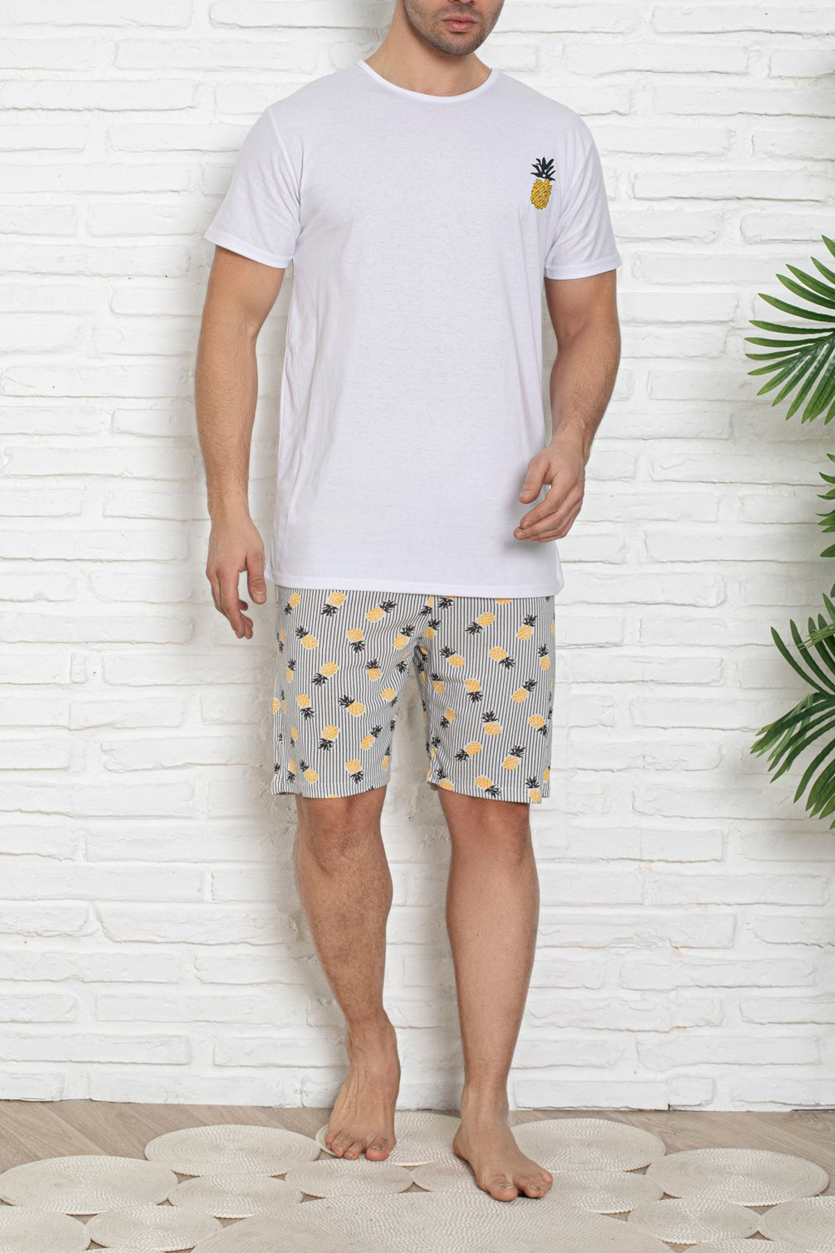 Edit by Trendyol-Pletená pyžamová súprava Regular Fit s potlačou Ecru Pineapple - TMNSS25PT00044 1