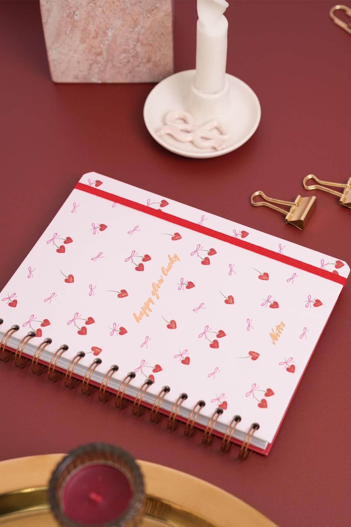 Matt Notebook-دفتر ملاحظات مسطح مقاس A5 مقاس 15 × 21 سم مع حلقة مطاطية، بدون خطوط وبدون تاريخ 3