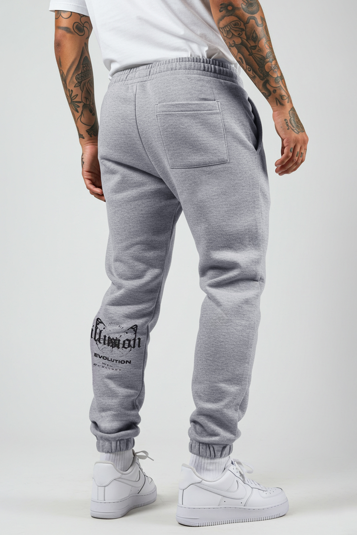 Trendyolmilla Man Gri Melanj Oversize/Geniş Kesim Lastik Paça Kelebek Baskılı Bol Eşofman Altı TMNSS25EA00006