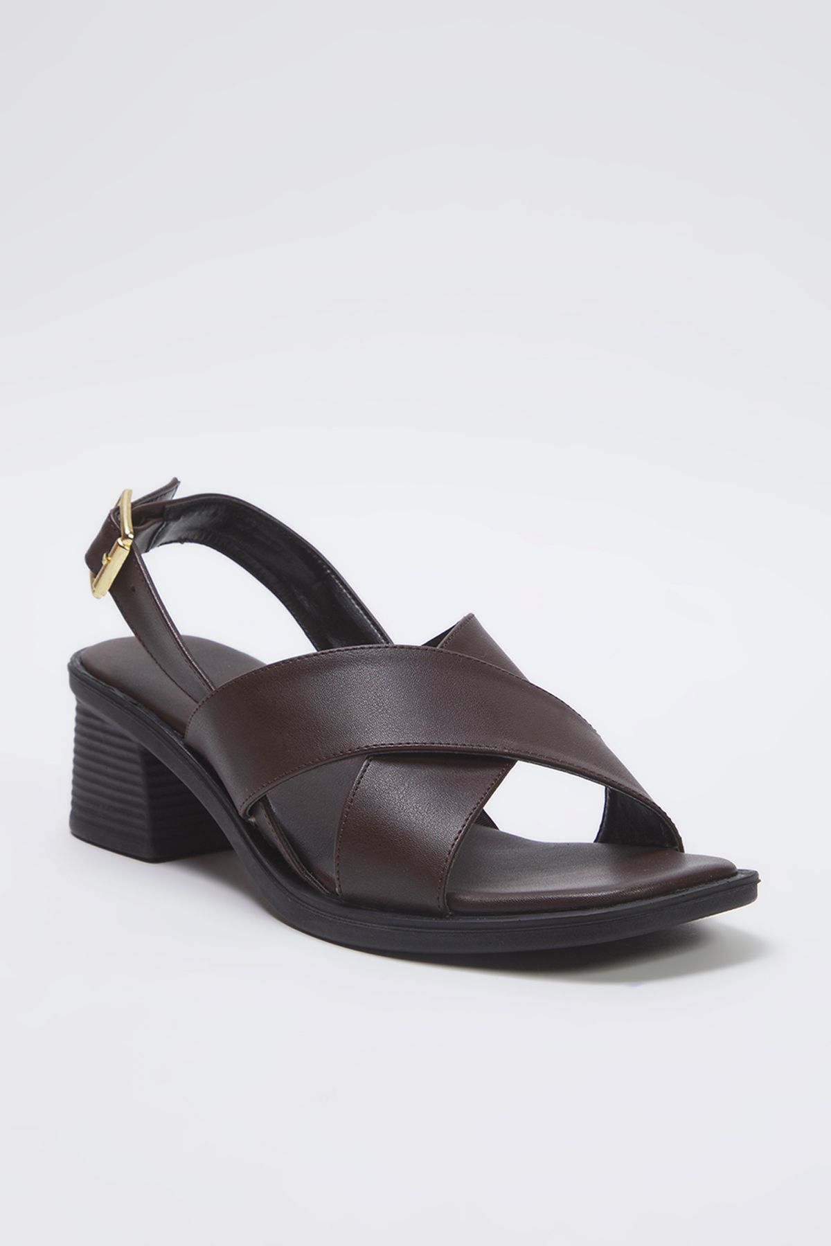 TRENDYOL SHOES-Tocuri bloc maro Sandale cu pană pentru femei foarte confortabile TAKSS25TO00034 1