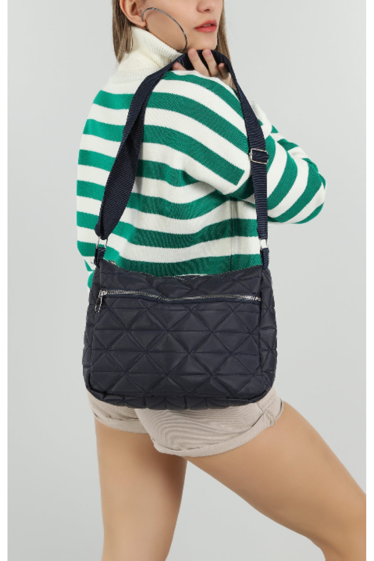 Bizde Ne Yok ki-Women's Quilted Cross Strap Shoulder Bag and Messenger Bag (with 8 Color Options) 1