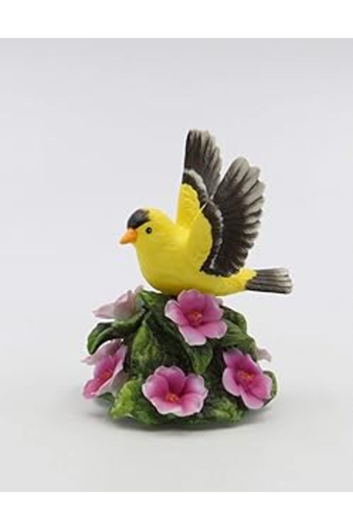 Mu Art Cosmos Gifts 5260 İnce Porselen Kızıl Kuşu, Yabani Gül Çiçekleri Heykelcik, 3-3/4" Y