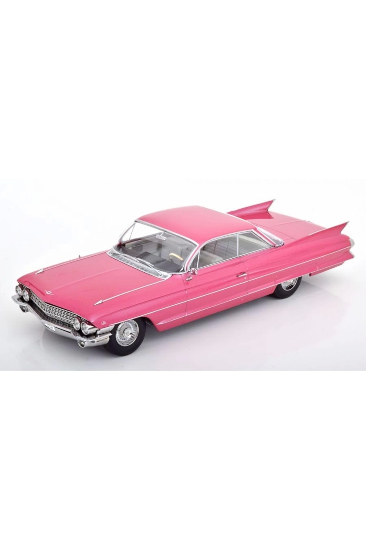 KK Scale 181254 1/18 Cadillac Coupe DeVille Series 62 1961 Rose