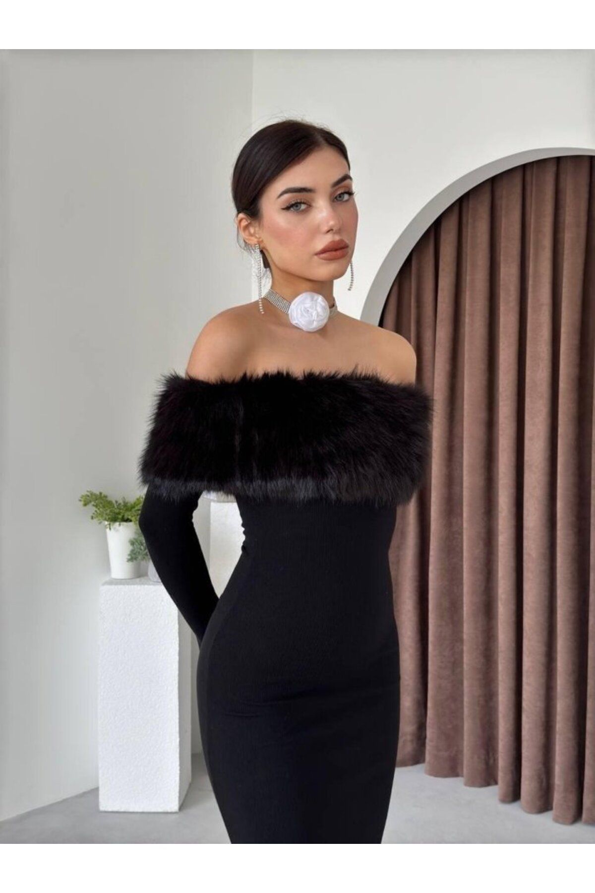 meisa Bestia Straplez Tüy Detaylı Elbise