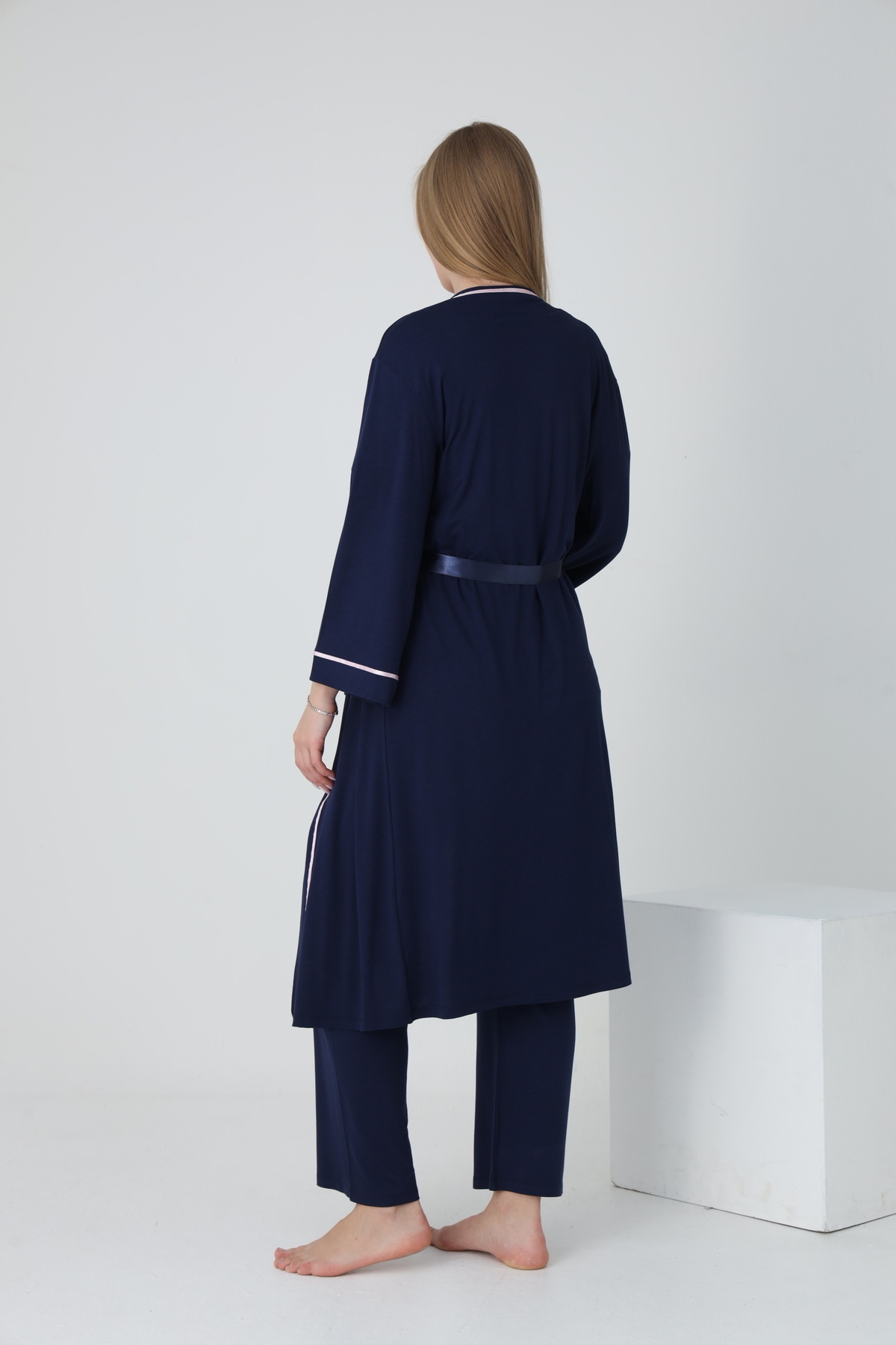 Miss Dünya Lissa Sabahlıklı Şerit Detaylı Hamile ve Lohusa Pijama Takımı fotoğrafı 3 (önizleme)