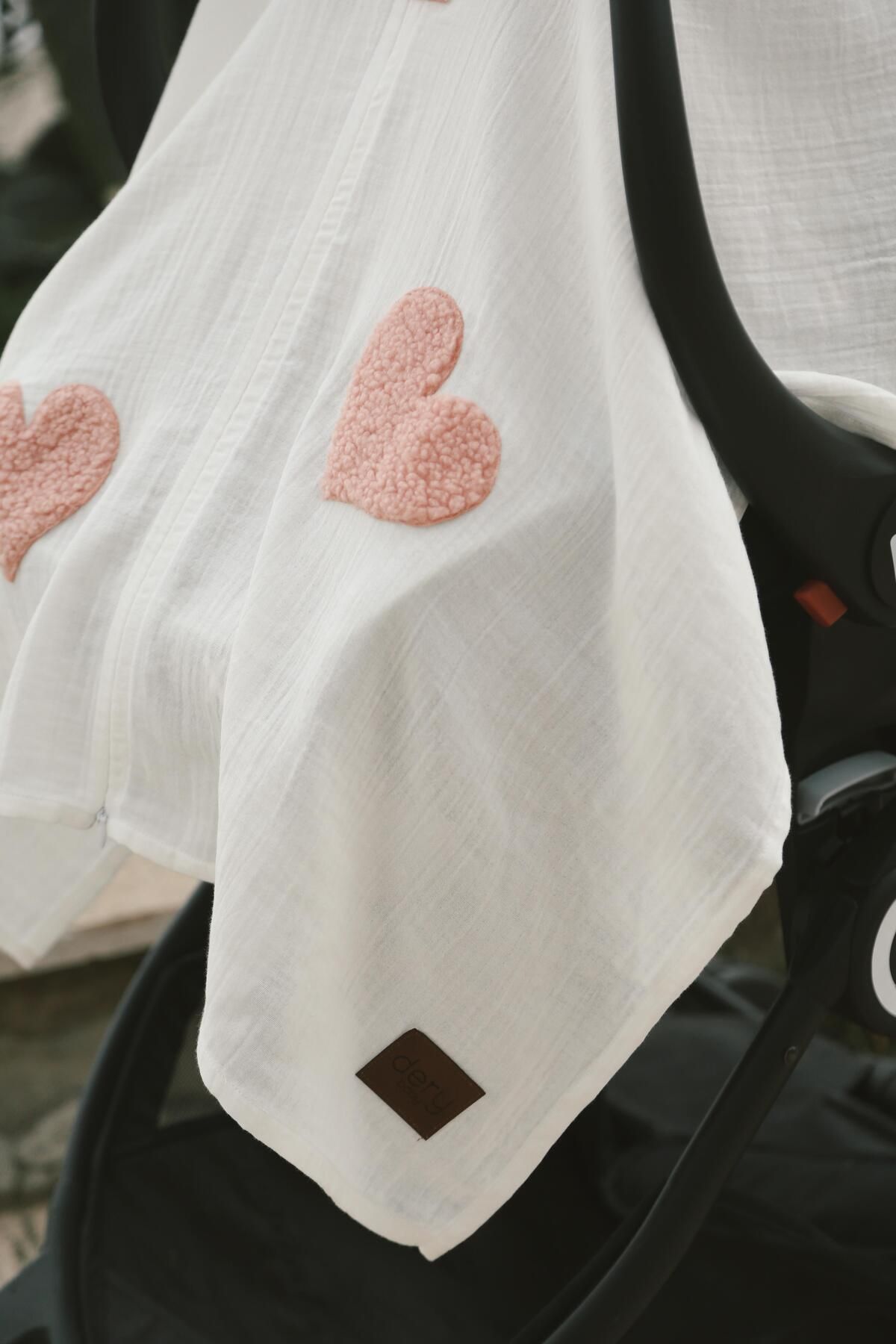 DERY BABY-Teddy Powder Heart Zippered 2 Layer Muslin Stroller Cover 8