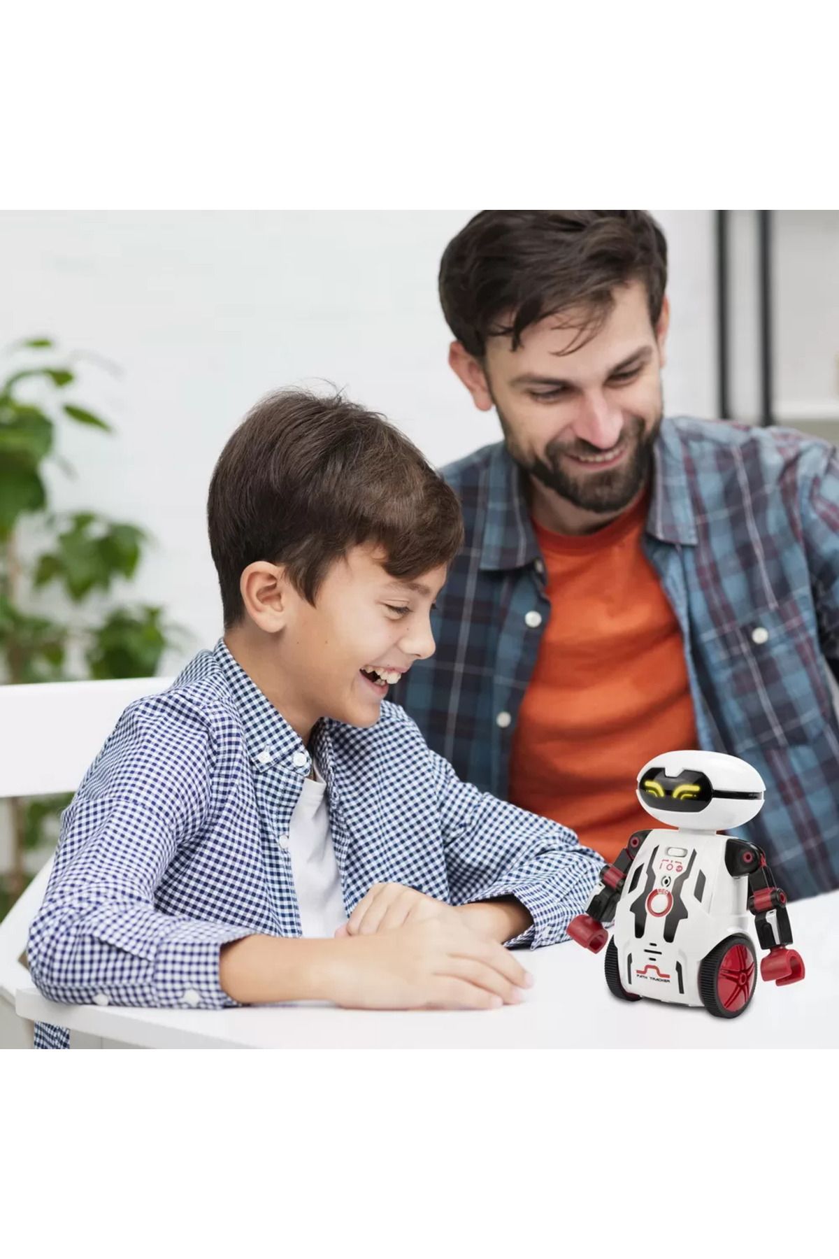 As-Lamač bludiště, interaktivní elektronický robot, Silverlit 3