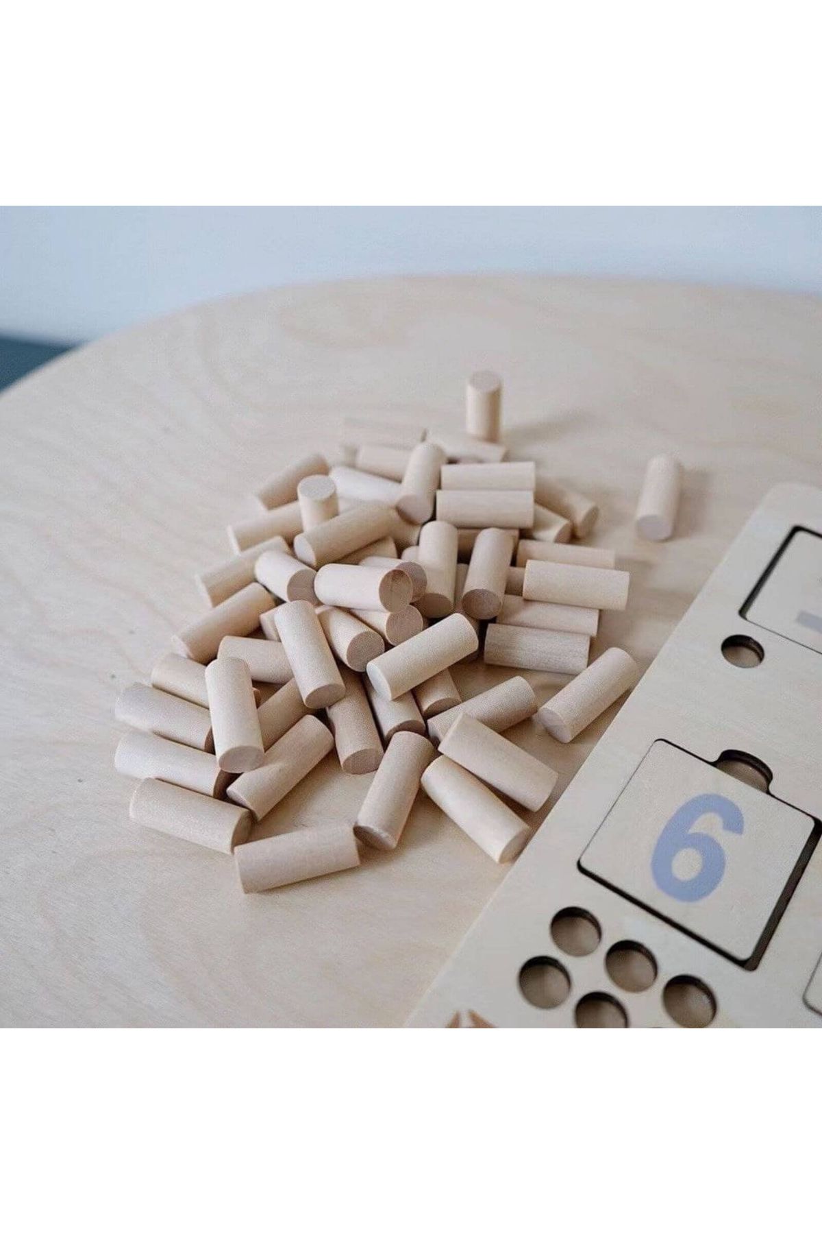 Micostore-Wooden Puzzle with Numbers and Pin Representations, Matching Game 3