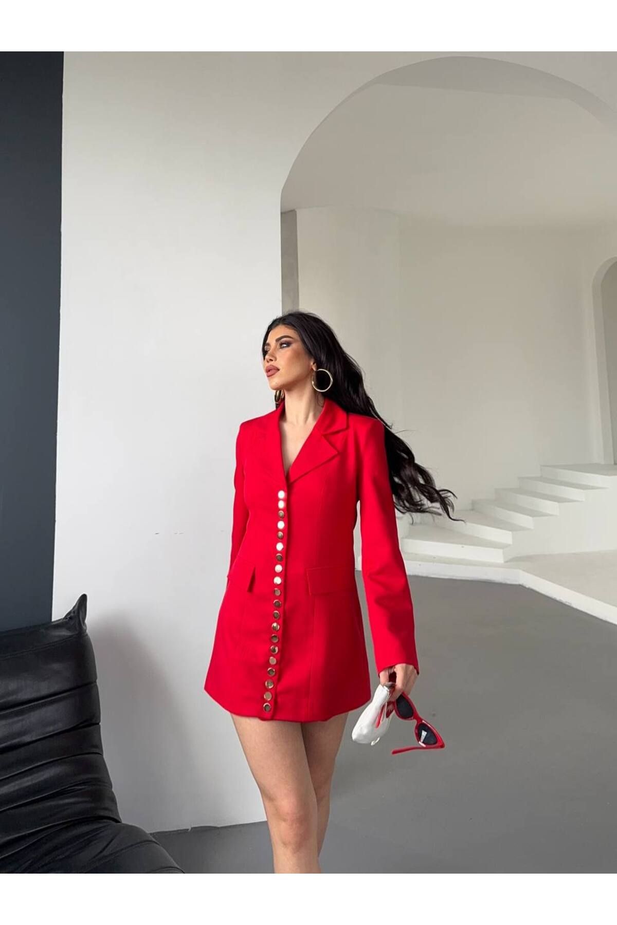 ZF BUTİK-Trendige lange Blazerjacke für Damen mit goldenem Druckknopf und detailliertem Design 6