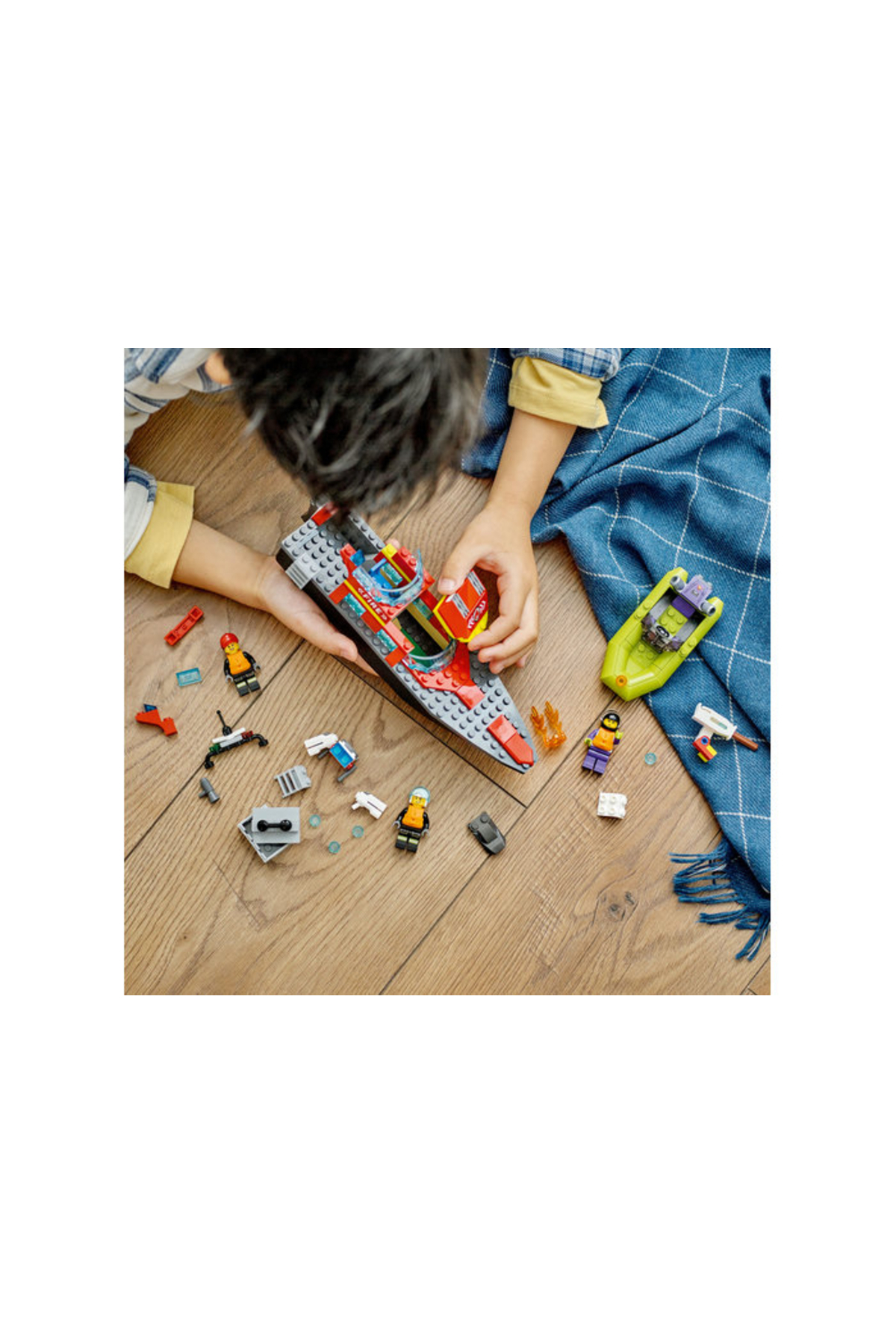 قایق آتش‌نشانی و نجات شهری ® 60373 – مجموعه ساختنی اسباب‌بازی خلاقانه ۵+ (۱۴۴ قطعه)