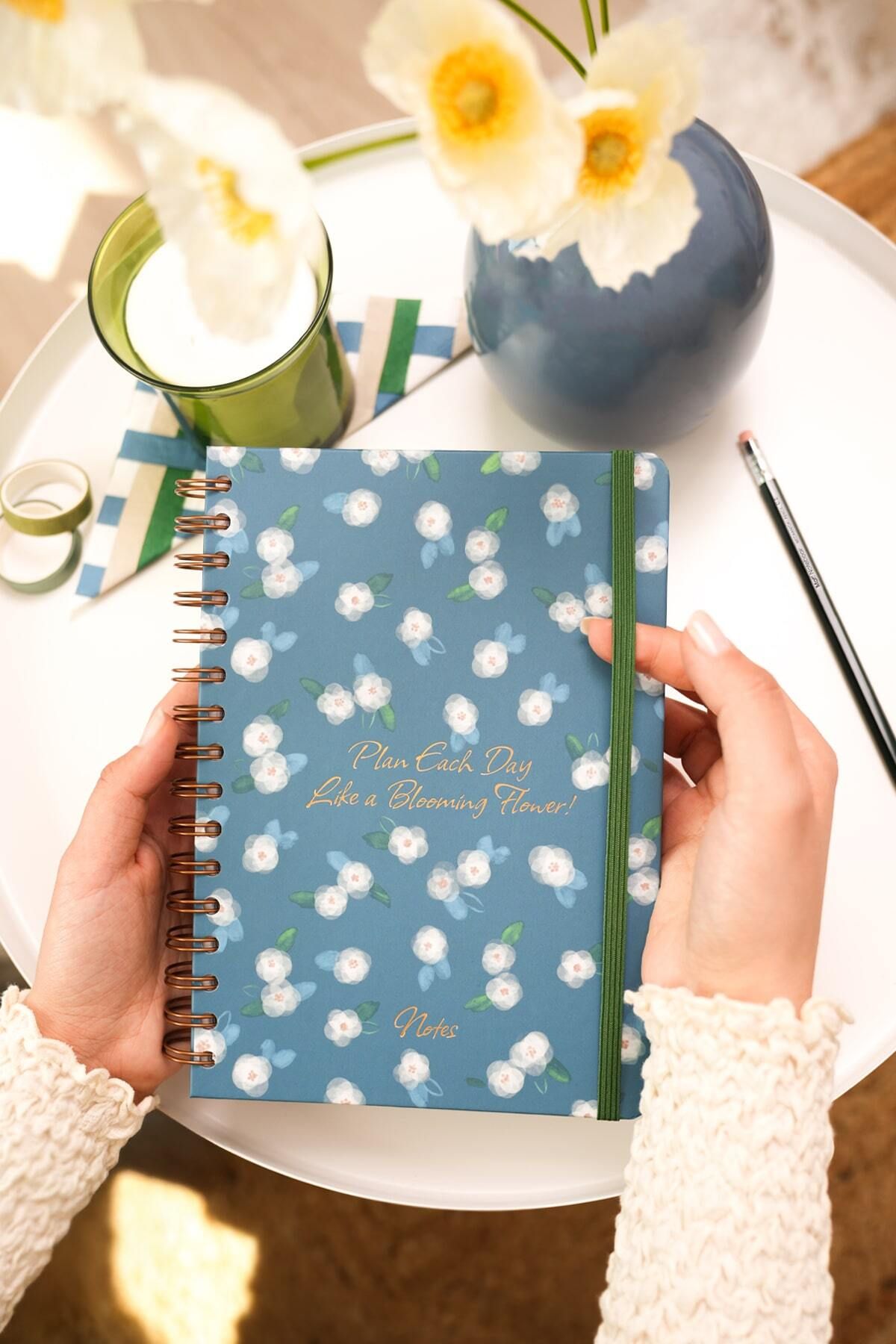 Matt Notebook-A5 15x21 سم دوامة مرنة منقطة مذكرة غير مؤرخة الزهور 2
