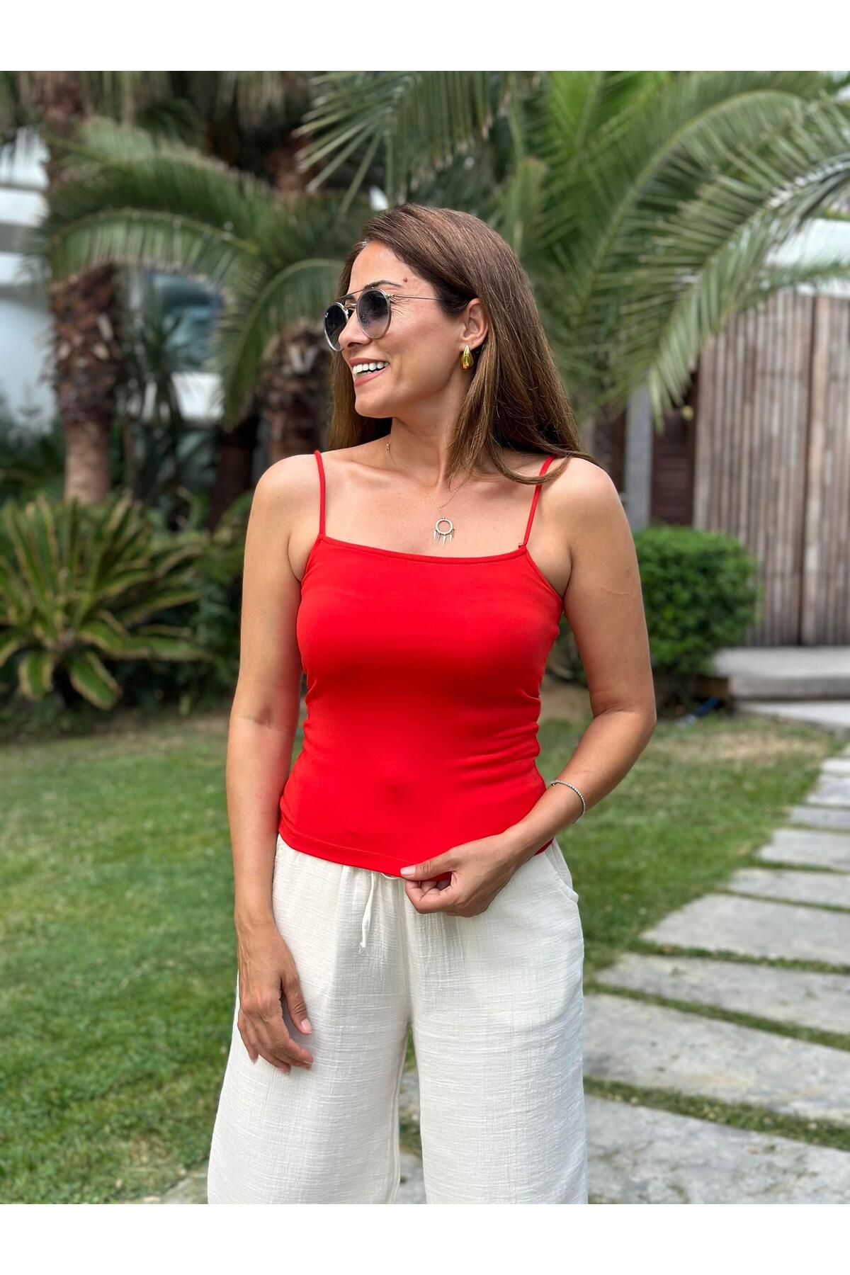 Forlady Butik Kırmızı İp Askılı Kare Yaka Kadın Body