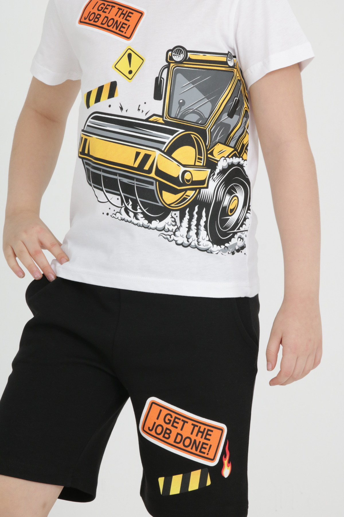 LupiaKids-White and Black Summer Set - 100% Cotton 2-Piece Shorts Black Black Shorts & Primary Short 2