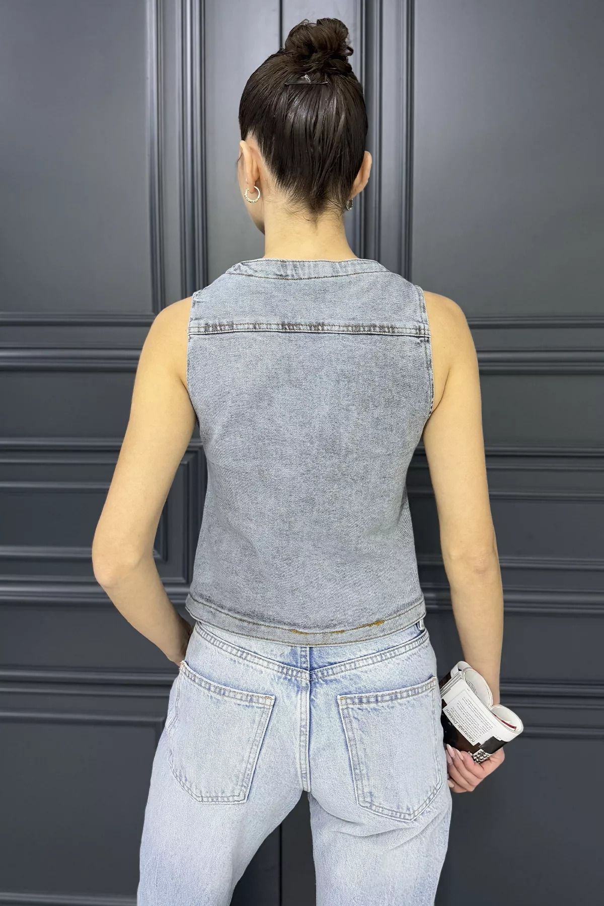 GÜLSELİ-Gray Women's Pocket Jean Denim Vest 3