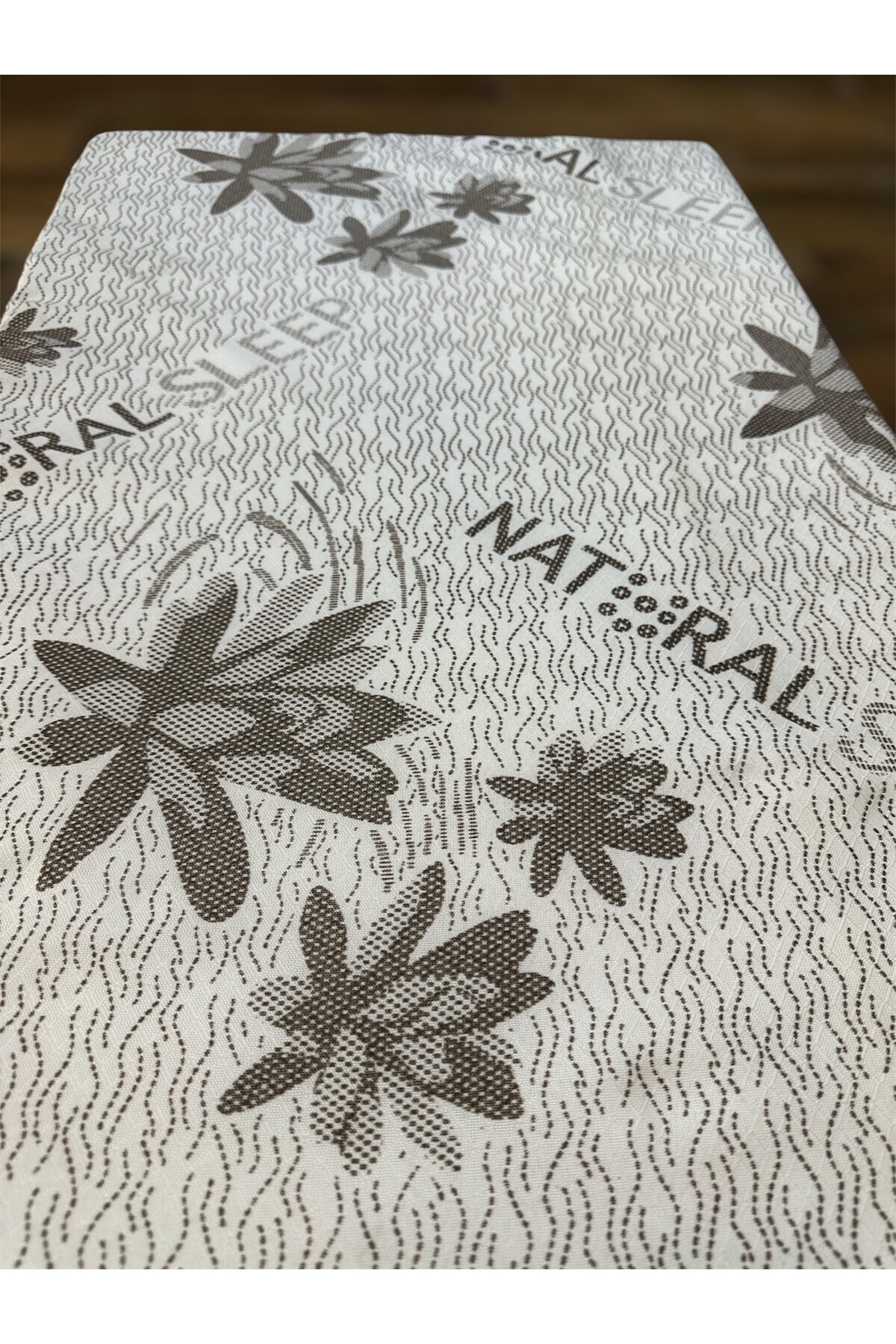 QESSO Baby Natural Beşik Yatağı 70x110cm Bebek Yatak 5cm Oyun Parkı Yatak fotoğrafı 2 (önizleme)