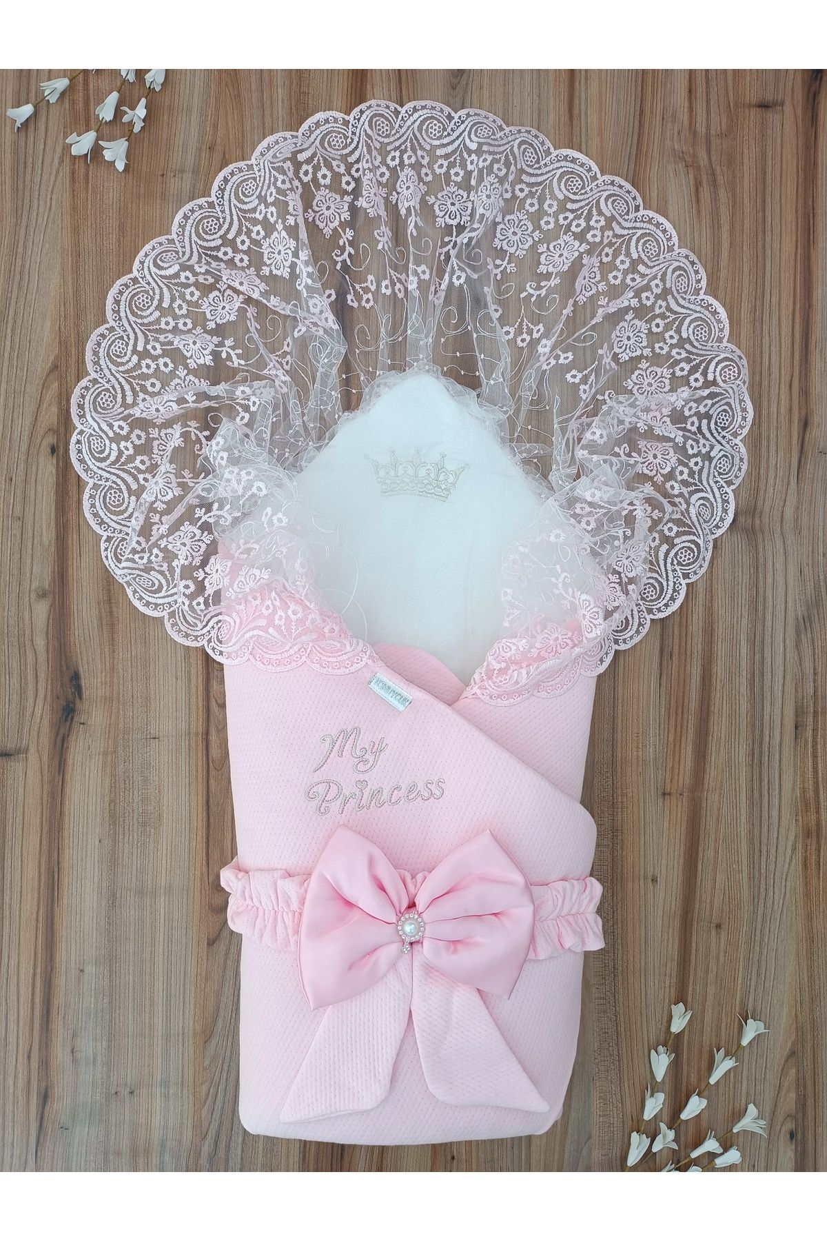 Tomuycuk Dantelli Kız Bebek Battaniyesi Mevlütlük Hastane Çıkışı Yenidoğan %100 Pamuklu Organik Uyku Kundağı fotoğrafı 2 (önizleme)