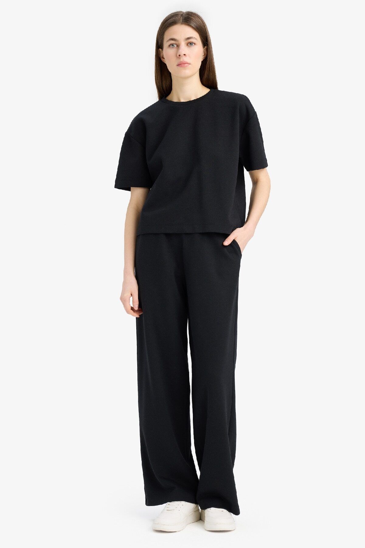 complete the look image