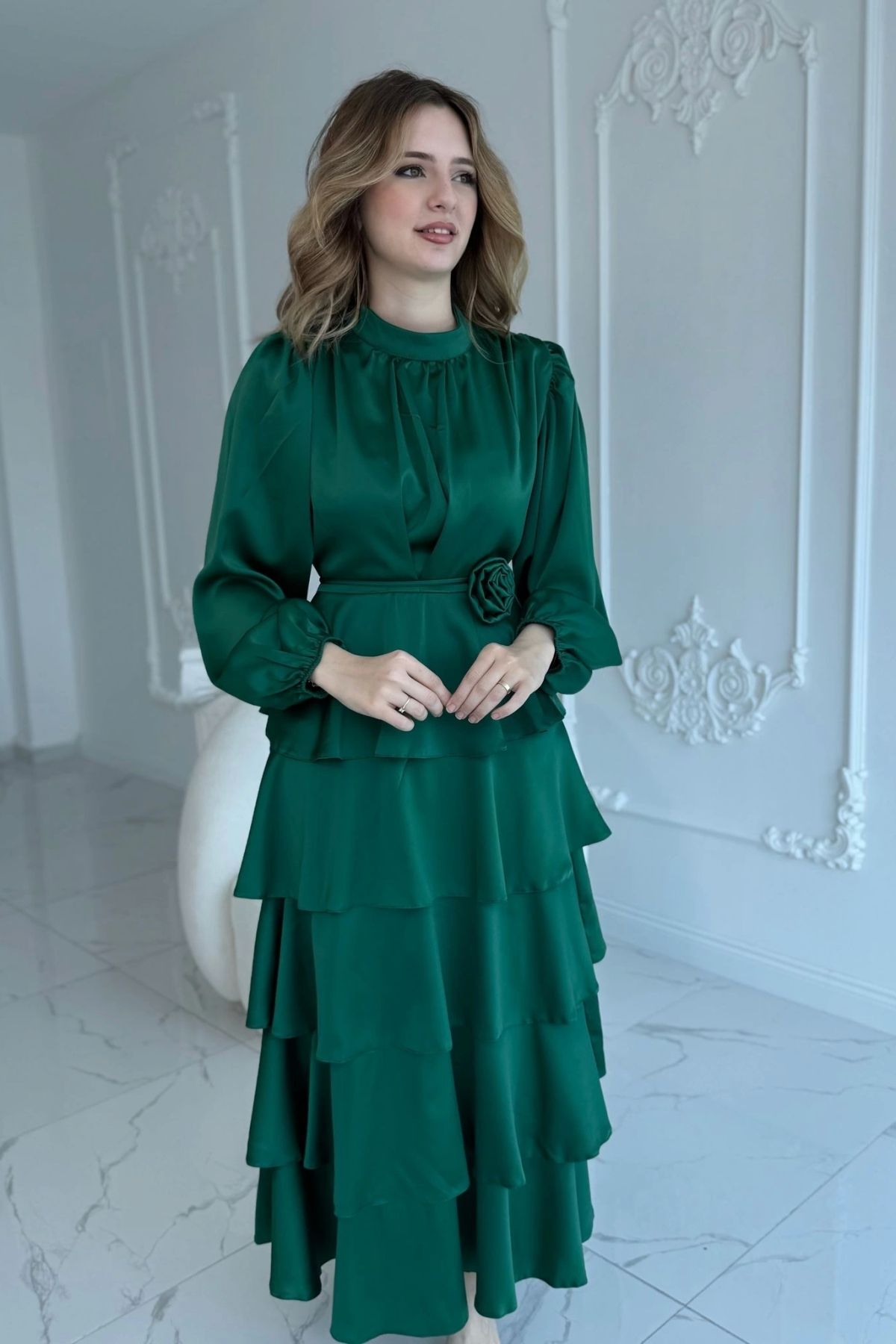 HELİS BUTİK-Layered Emerald Rose Belt Detailed Satin Dress 2