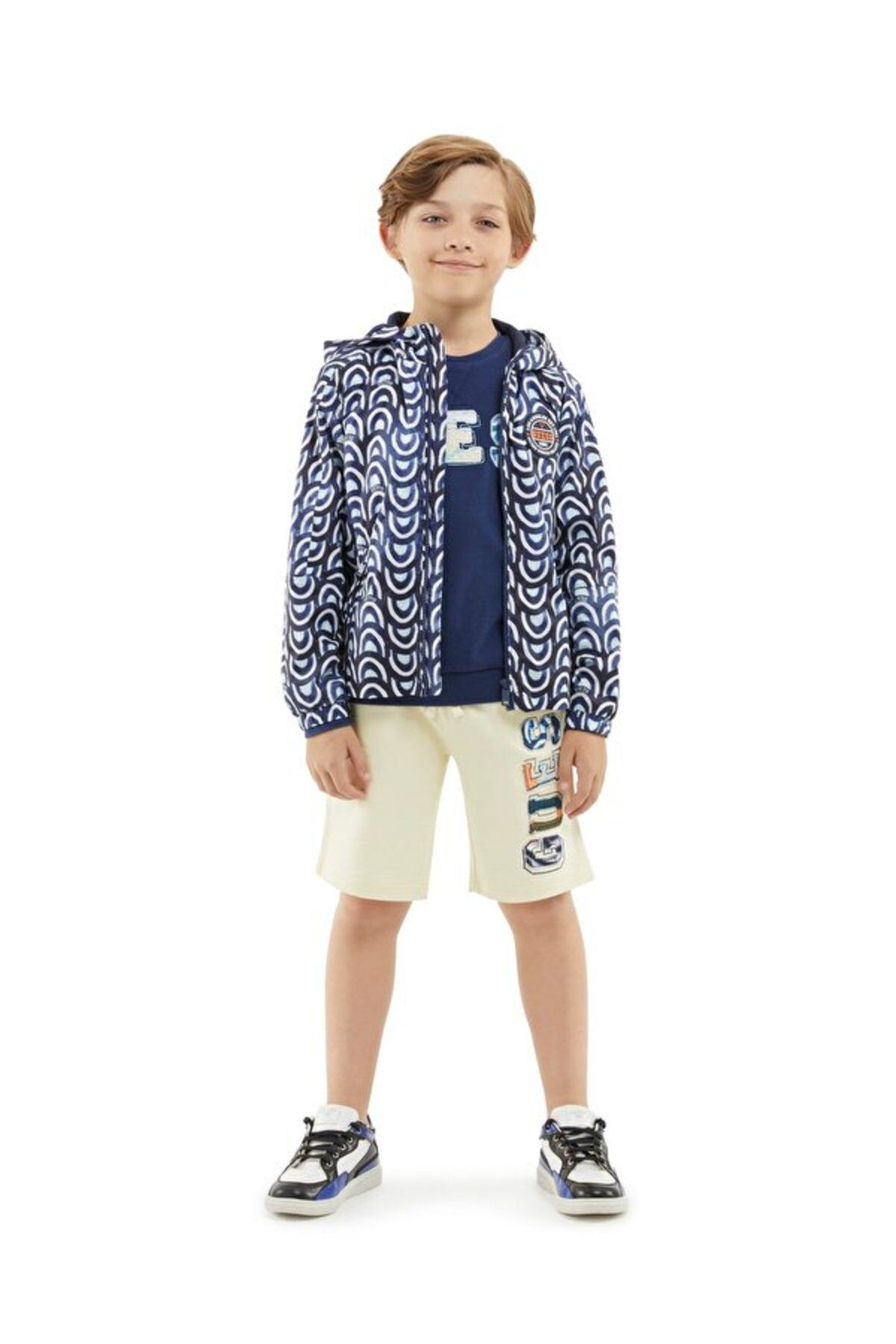 complete the look image