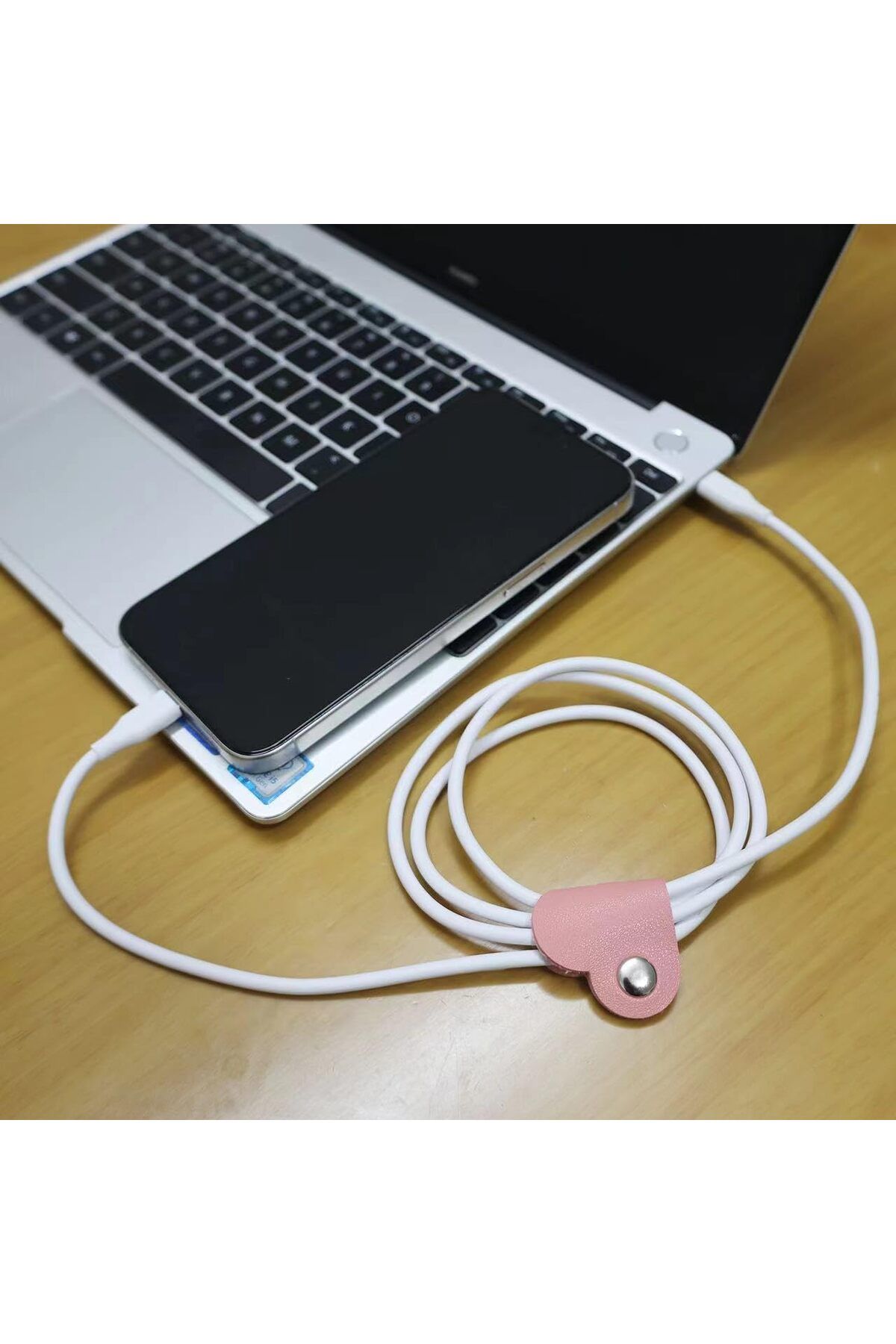 erorex-متوافق مع Airpods الجيل الثالث جراب فراشة لطيف مع سلسلة مفاتيح شفاف فائق الجودة 3