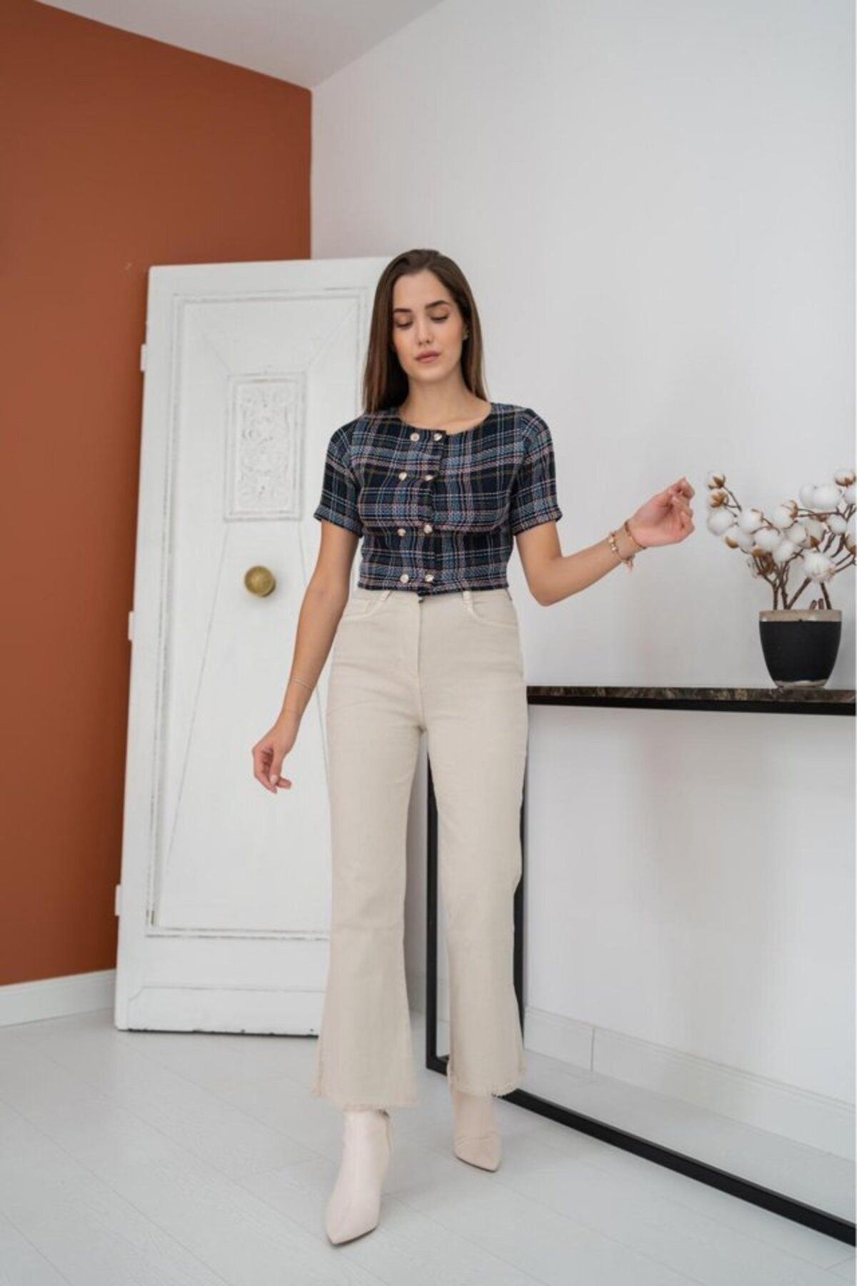 MRA Fashion Siyah Çizgili Ve Düğmeli Bluz
