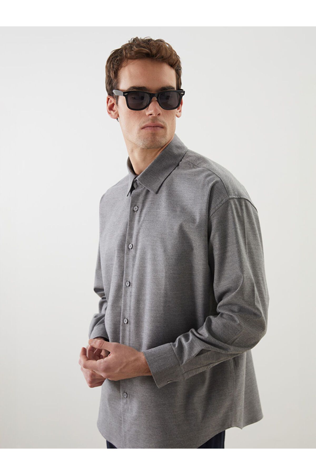 LC Waikiki Regular Fit Uzun Kollu Erkek Gömlek