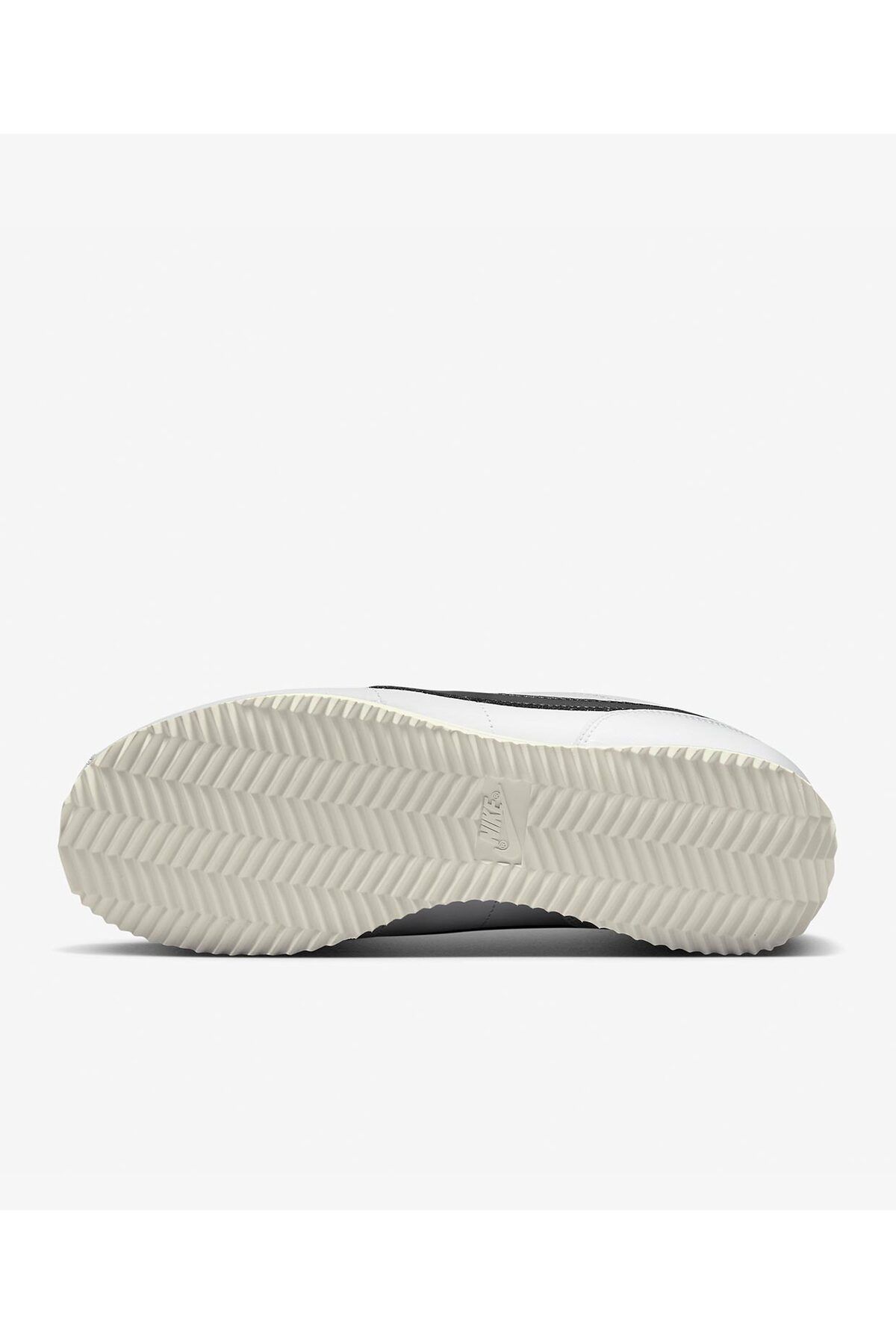 کفش پیاده روی طلایی زنانه ورزشی نایک کورتز DM1791 100 Nike