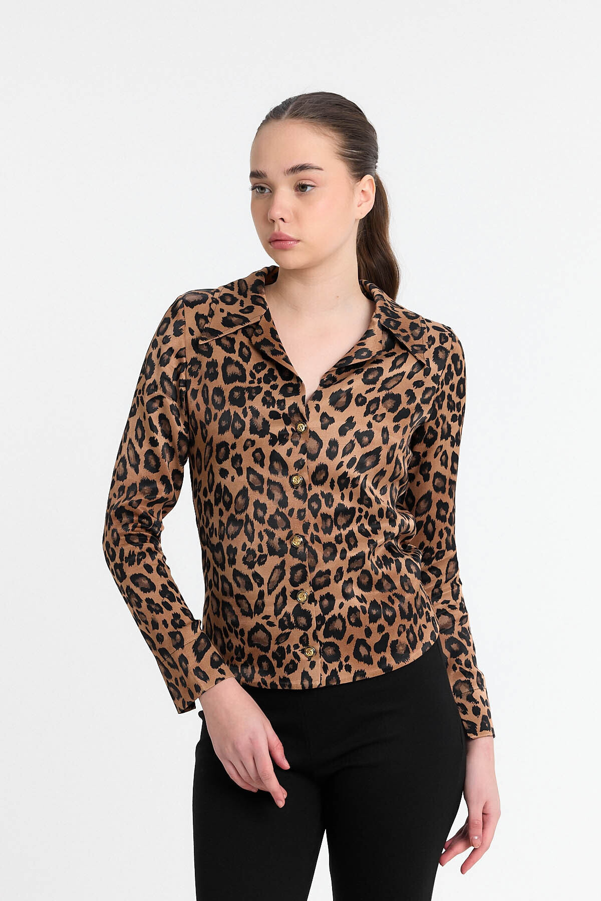 Laranor-Leopard Pattern Satin Shirt Day - Night Chic 25L8021 6