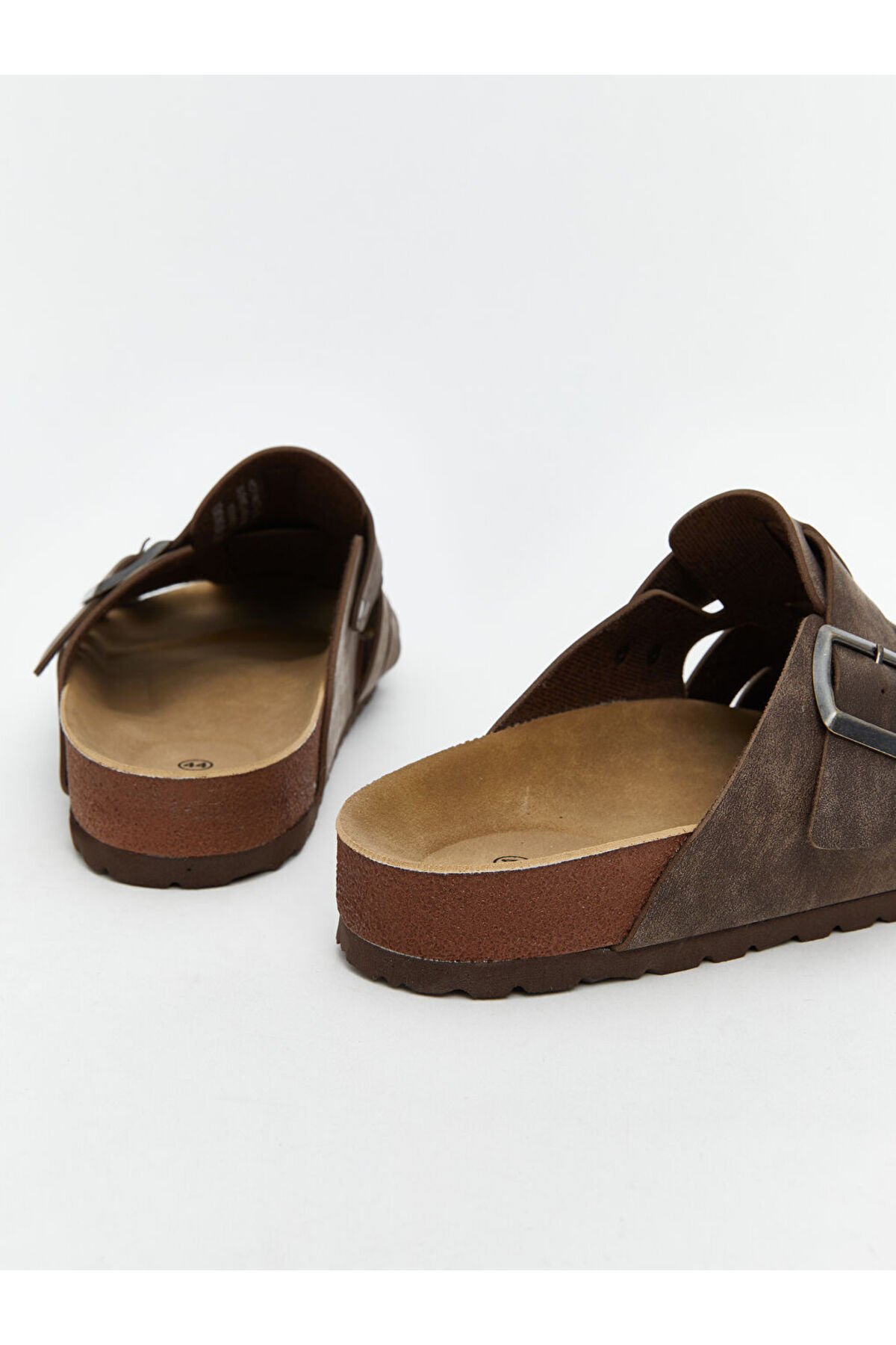 LC Waikiki-Ανδρικές παντόφλες LCW Suede Look 5