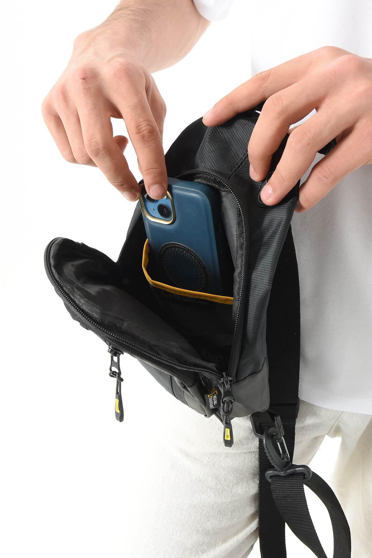 M 1021 Unisex Göğüs Çapraz Çanta, Body Bag