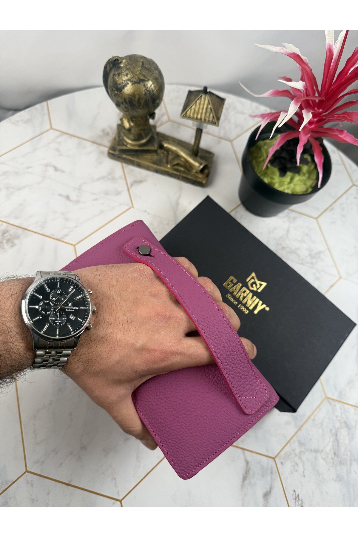 Garniy-Fuchsia Wallet with Phone Compartment and Handle, Large Compartment 7
