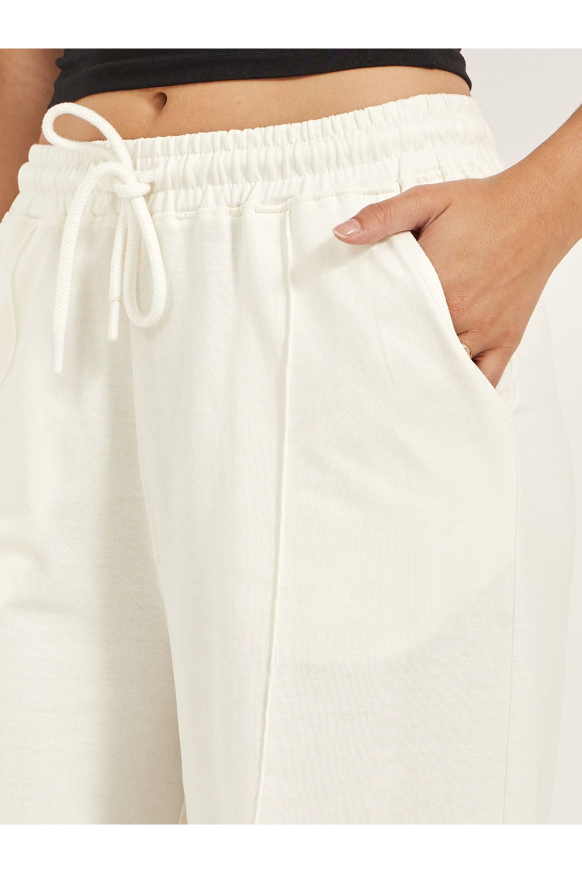 Styli-Embossed Hem Wide Leg Joggers with Drawstring Waist 3