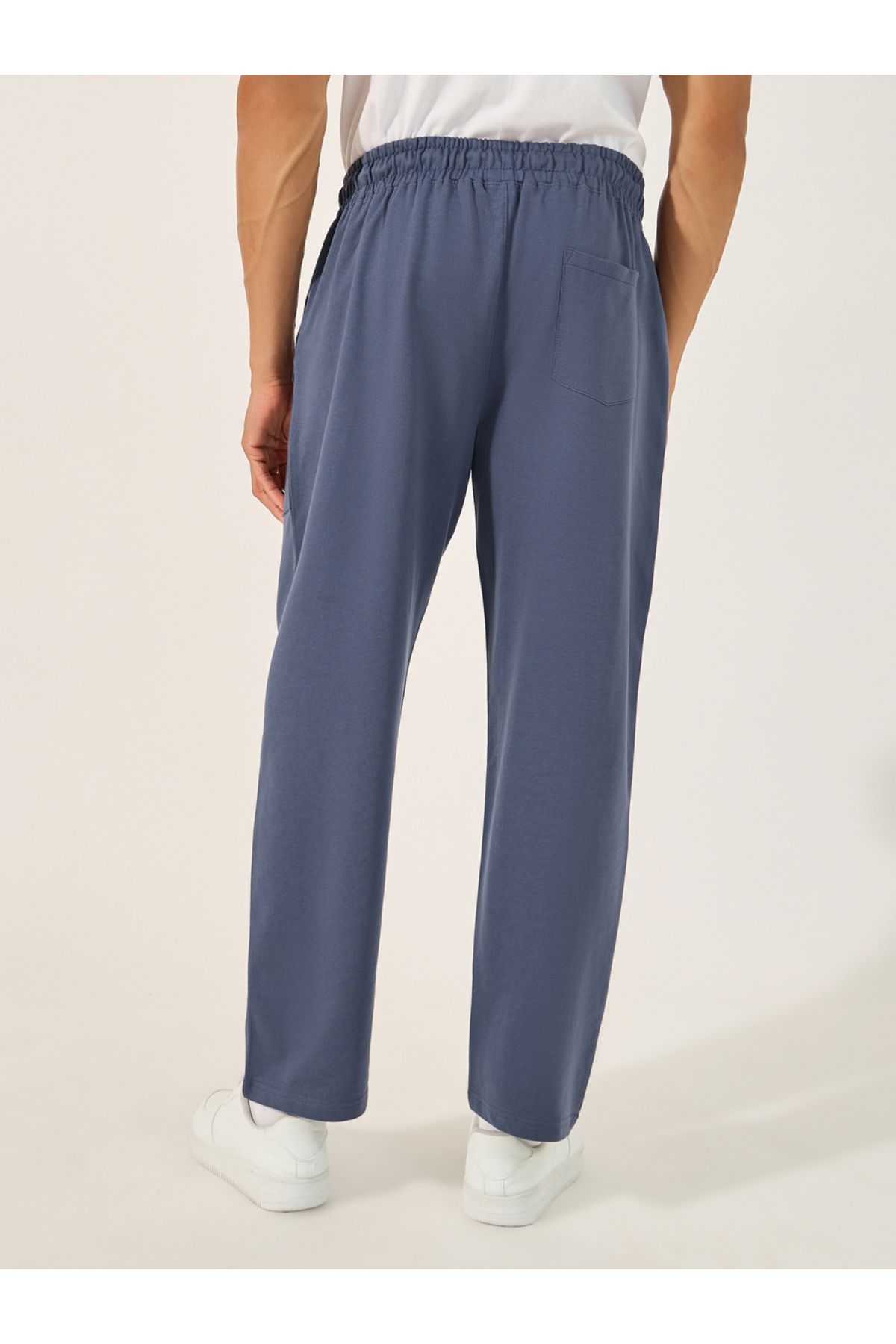 Styli-Relaxed Fit Reverse Pocket Open Hem Terry Joggers 4