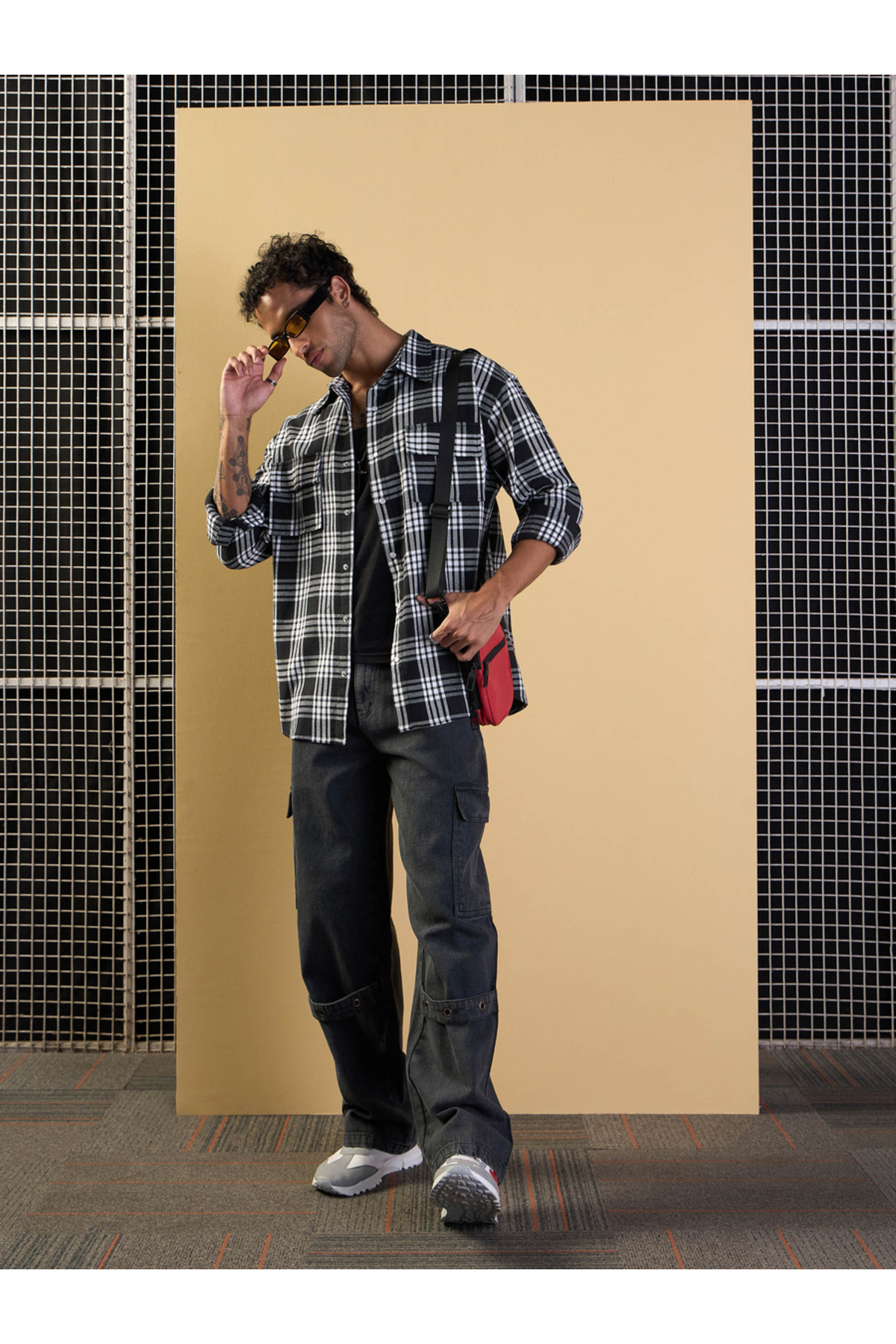 Mascln Sassafras By Styli-Black and White Check Flap Pocket Oversize Shirt 2