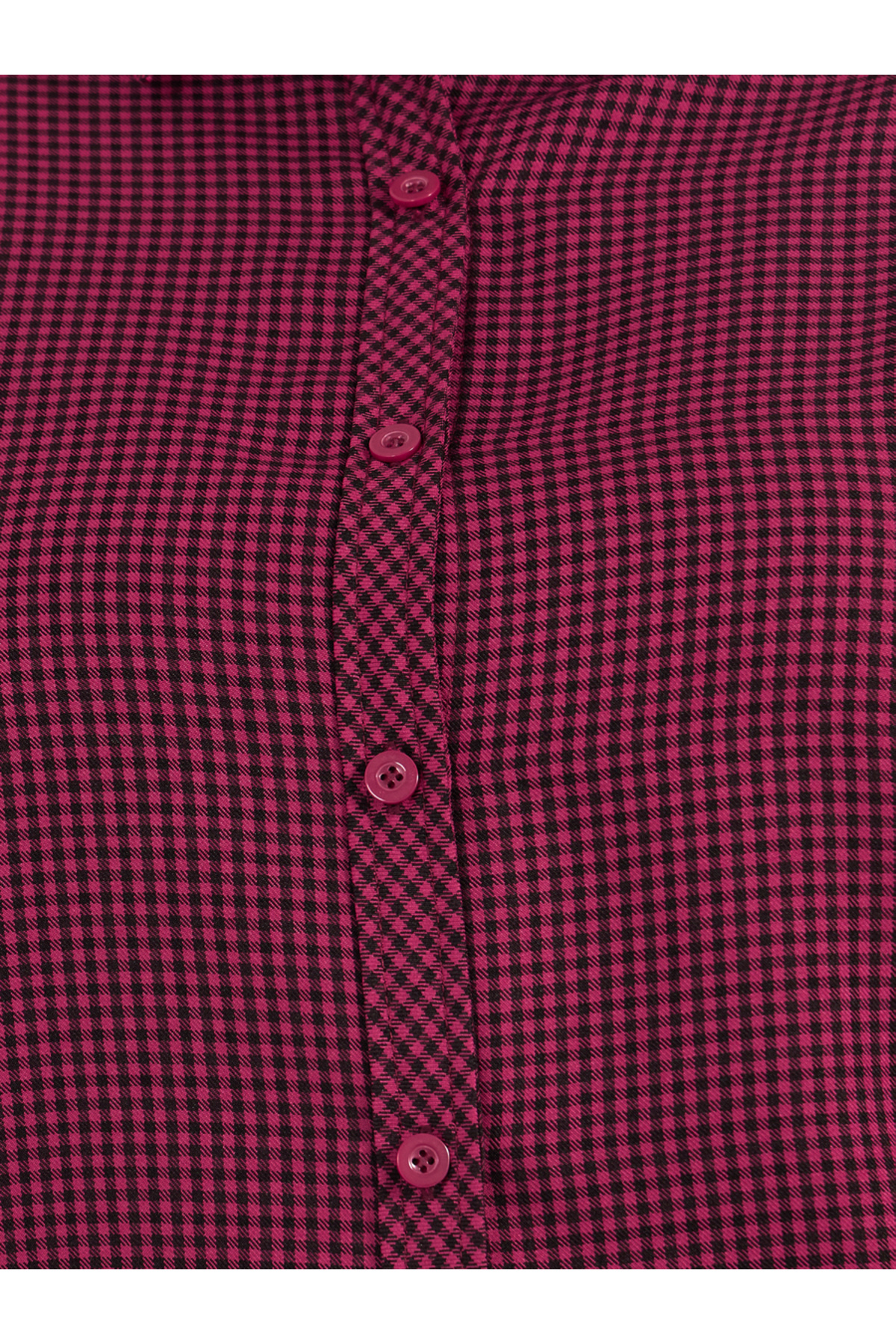 Styli-Plus Size Checked Oversized Shirt 4