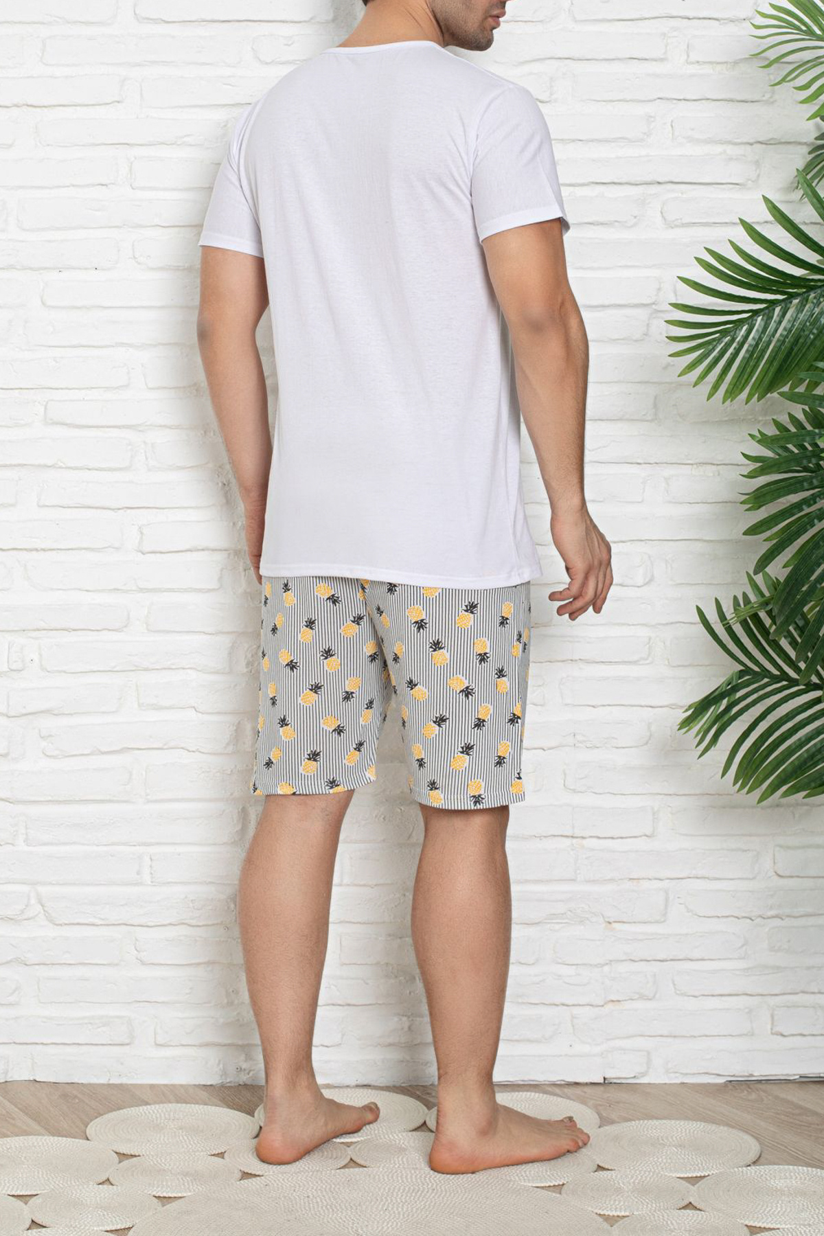 Edit by Trendyol-Pletená pyžamová súprava Regular Fit s potlačou Ecru Pineapple - TMNSS25PT00044 2