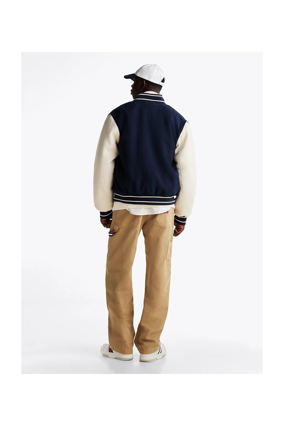 Tommy Hilfiger-Pánska pohodlná vlnená bunda tmavomodrej farby 3