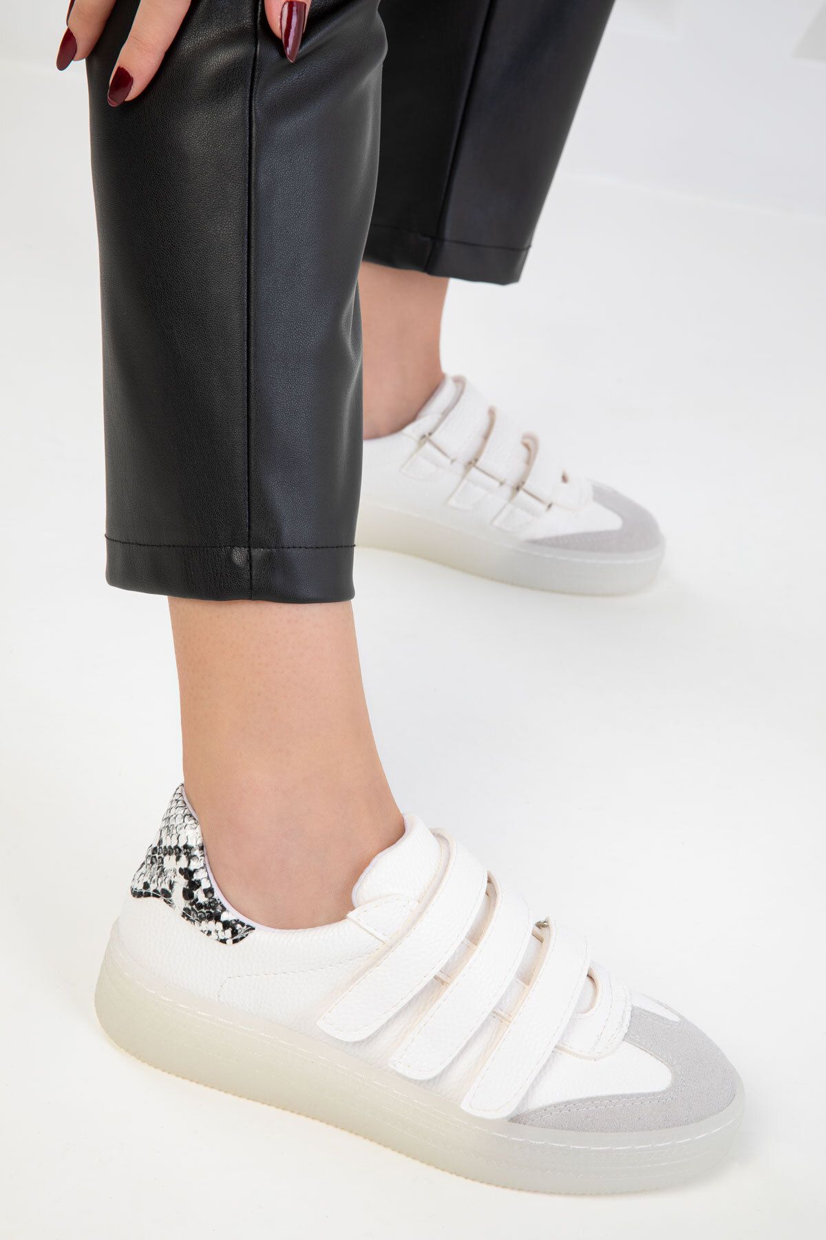 SOHO Weißer Sneaker für Damen - 37