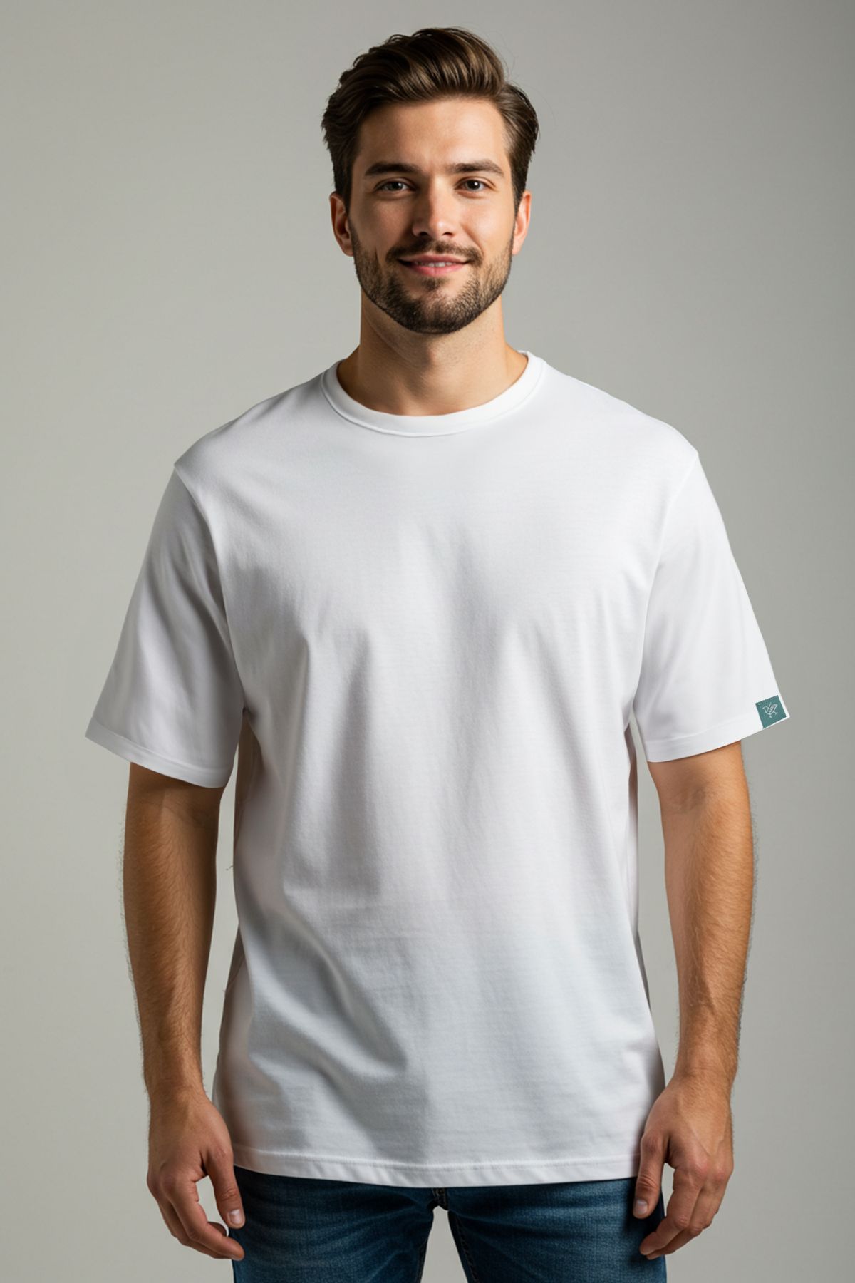 Trendyol Collection Biała Bawełniana Koszulka Z Obszernym Kołnierzykiem - Tmnss25ts00057 Mężczyzna - XS