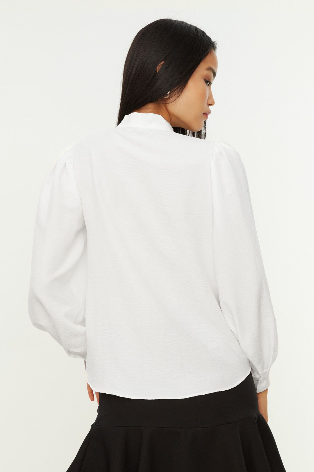 Trendyol Collection-Ecru gewebtes Hemd – Schaldetail am Kragen, Regular Fit TWOSS21GO0098 5