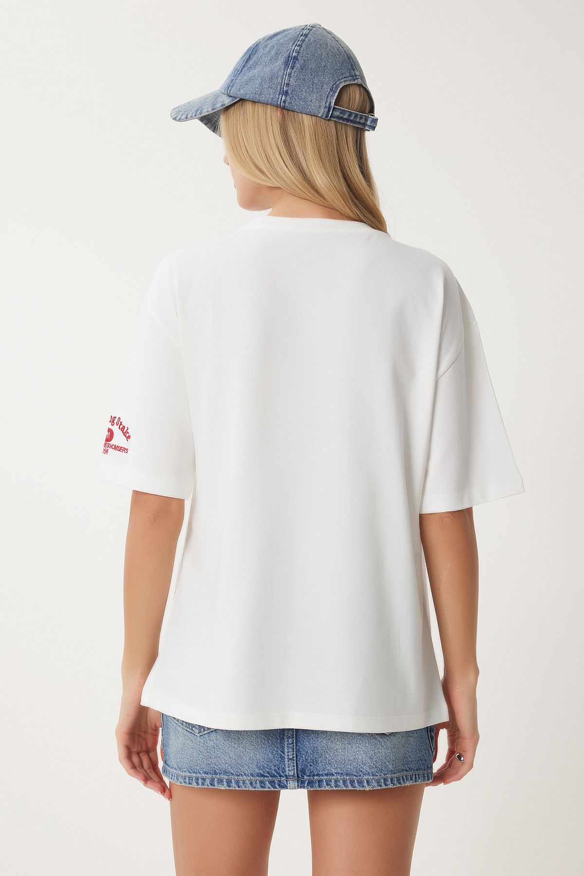 Happiness İstanbul-Damen-T-Shirt aus Baumwolle mit Slogan-Perlenstickerei in Ecru CR00463 7