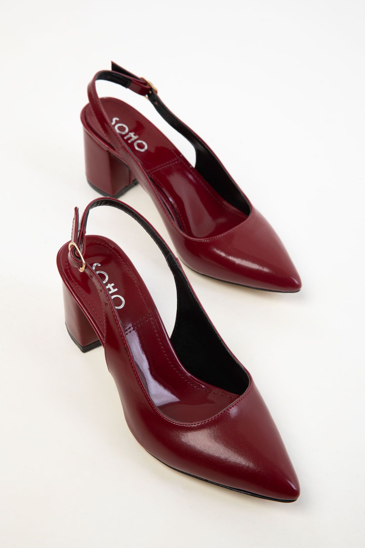 کفش های پاشنه دار کلاسیک زنانه از چرم قرمز اختراع Claret 20371 SOHO