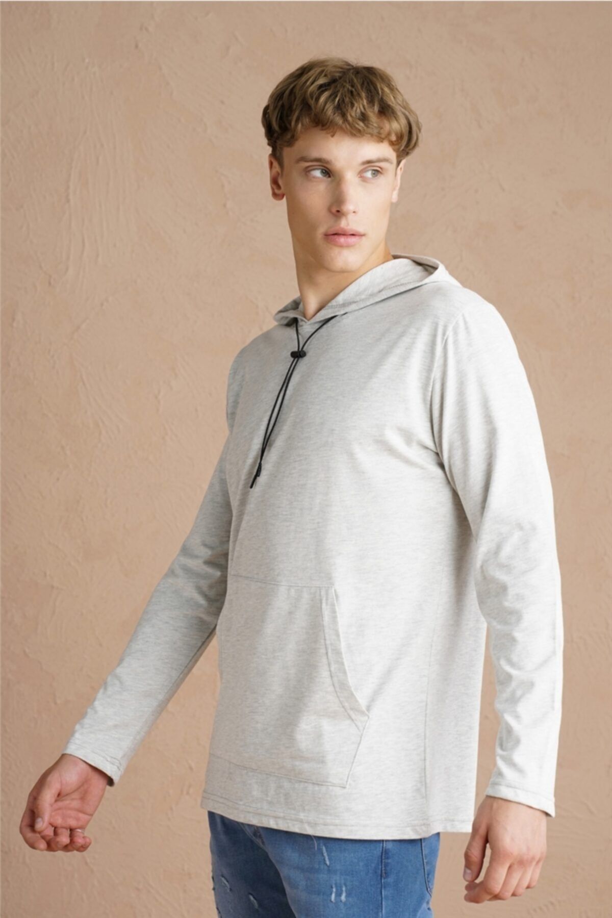 Thin cheap hooded top