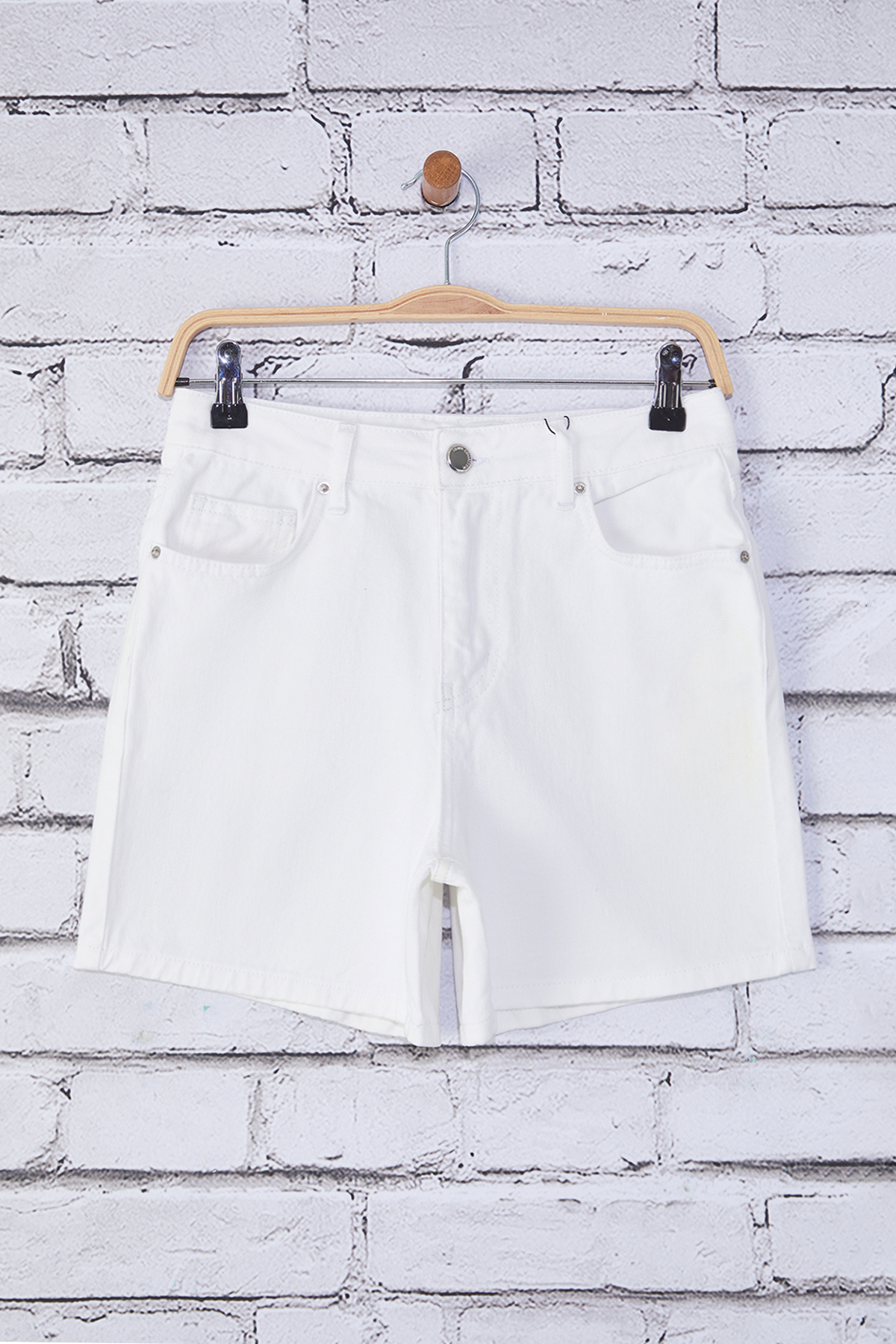 Trendyolmilla  Beyaz Yüksek Bel City Boy Denim Şort TWOSS25SR00172 - Görsel 5