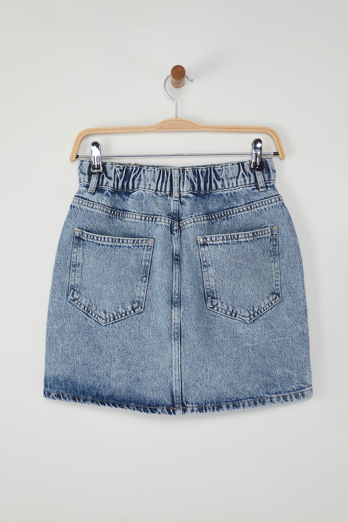 Trendyol Collection-Mini fustă albastră din denim cu talie elastică mai stabilă TWOSS25ET00134 2