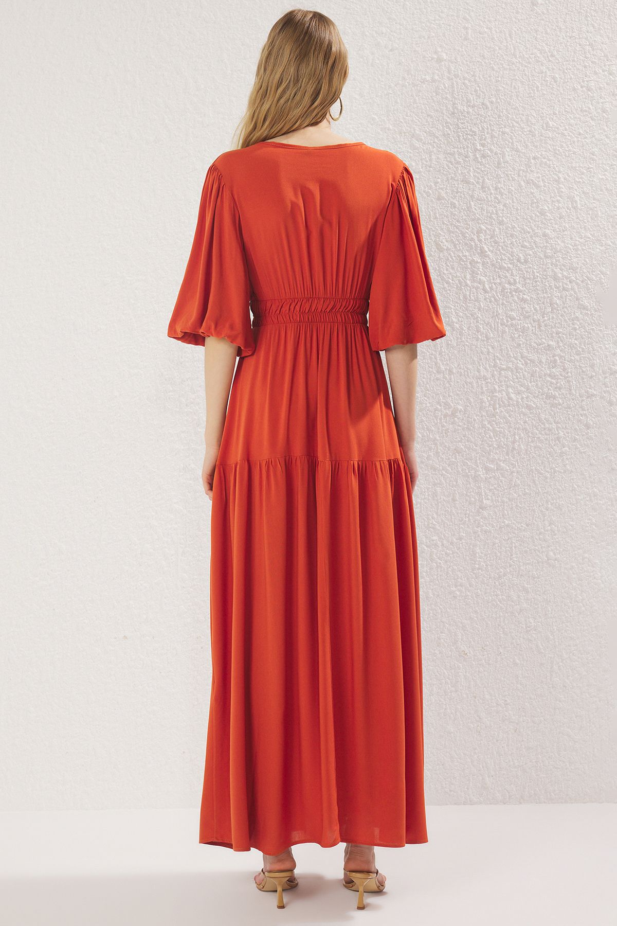 Trendyol Collection-Dlaždicové hladké maxi tkané šaty TWOSS25EL00776 4