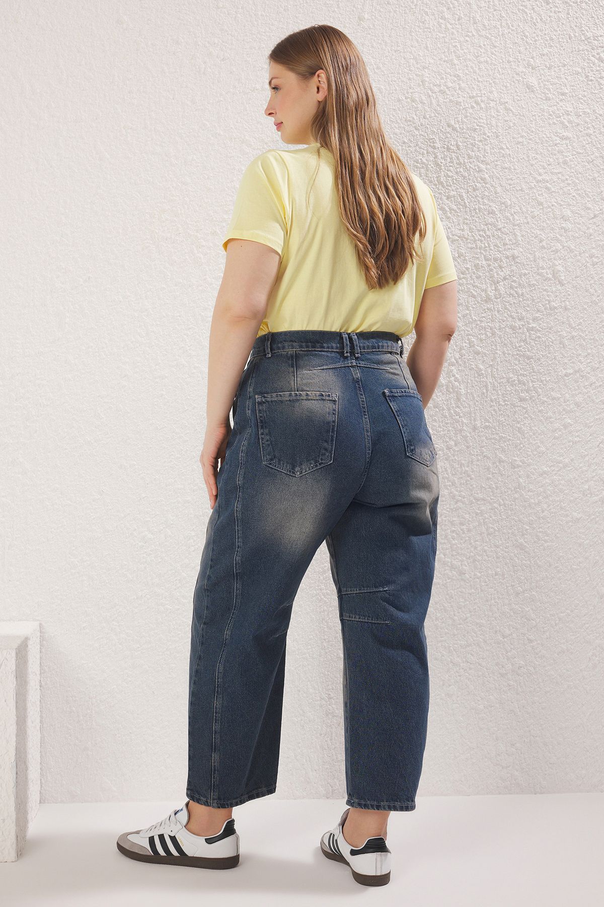 Trendyol Curve-Kék magas derekú Bagyy Fit nagy méretű farmernadrág TBBSS25CJ00000 4