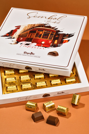 Beyoğlu Çikolata Sembol Istanbul Hediyelik Fındıklı Krema Dolgulu Çikolata 30...