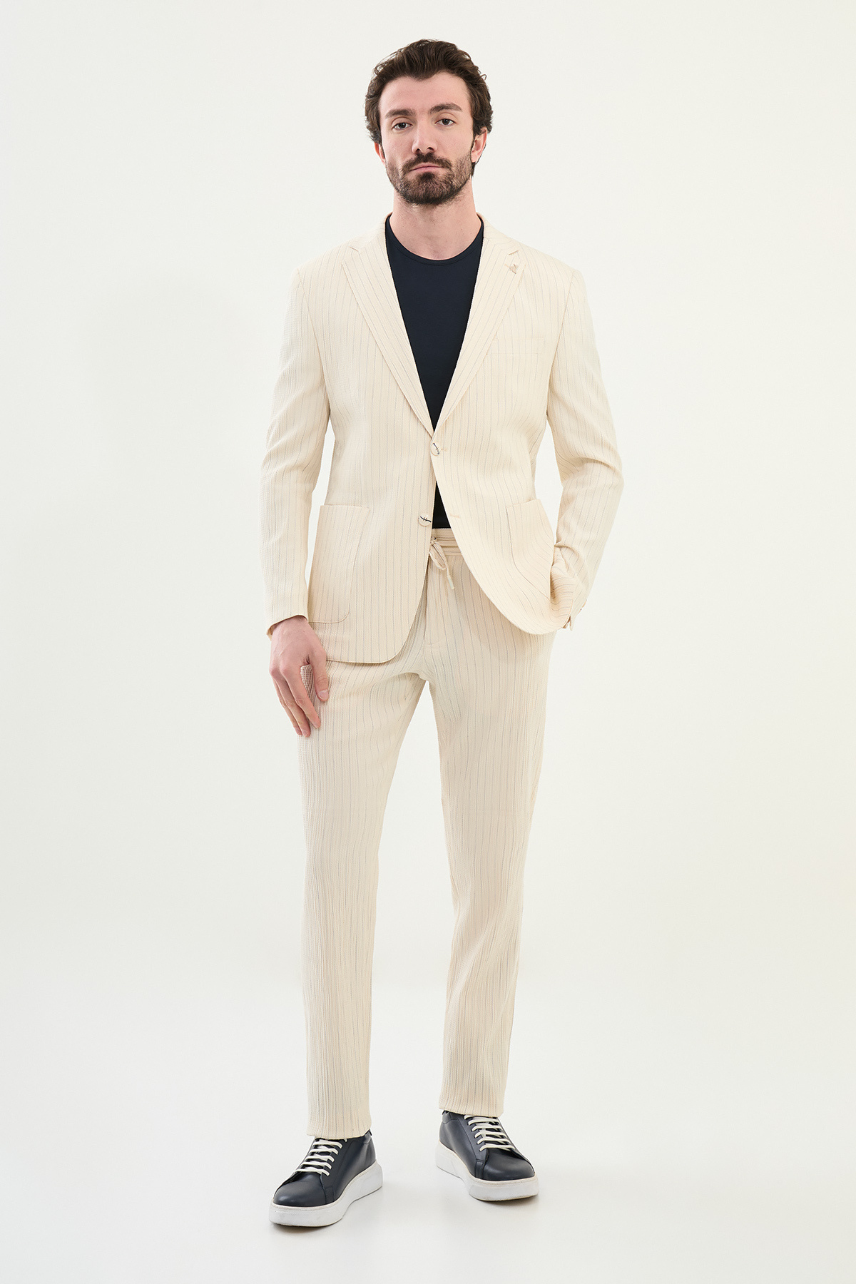 Mcr-Mono Collar Suit 3